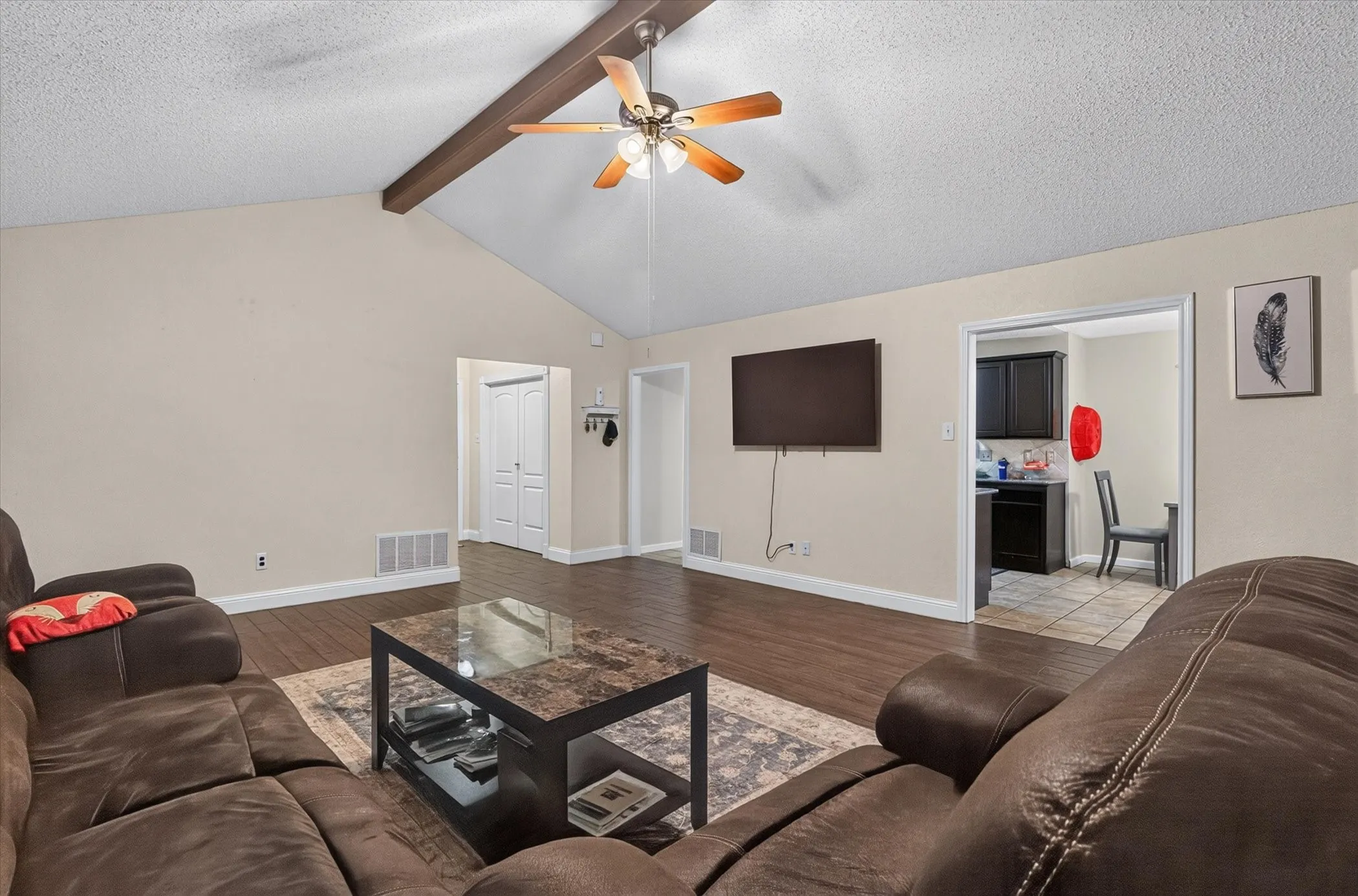 Single Family Residence For Sale in Dallas County , 2102 Glenbrook Meadows Drive, Garland, Texas 75040, 3 Bedroom, 2 Bathroom, 2 Garage spaces, 1,840 Sqft, built in 1977, mls#21382499, Real Estate Agent in Garland, Homes For Sale in Dallas county, Homes For Sale in Garland, Realtor in Garland Texas, Real Estate Brokerage Independent Realty Texas, Luminita Cordes Realtor