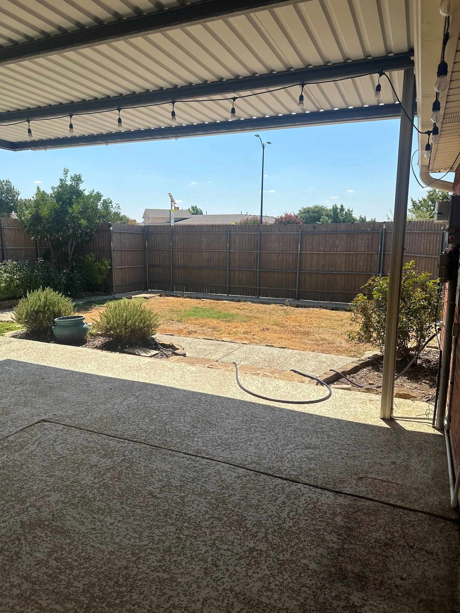Single Family Residence For Rent in Collin County , 7901 Glenoaks Drive, Frisco, Texas 75034, 4 Bedroom, 2 Bathroom, 2 Garage spaces, 1,804 Sqft, built in 1994, mls#21382523, Real Estate Agent in Frisco, Homes For Rent in Collin county, Homes For Rent in Frisco, Realtor in Frisco Texas, Real Estate Brokerage Independent Realty Texas, Luminita Cordes Realtor