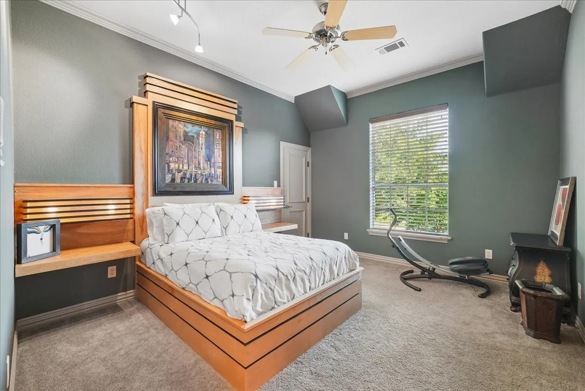 Single Family Residence For Sale in Tarrant County , 206 Gallant Court, Colleyville, Texas 76034, 5 Bedroom, 6 Bathroom, 3 Garage spaces, 5,322 Sqft, built in 2004, mls#21380003, Real Estate Agent in Colleyville, Homes For Sale in Tarrant county, Homes For Sale in Colleyville, Realtor in Colleyville Texas, Real Estate Brokerage Independent Realty Texas, Luminita Cordes Realtor