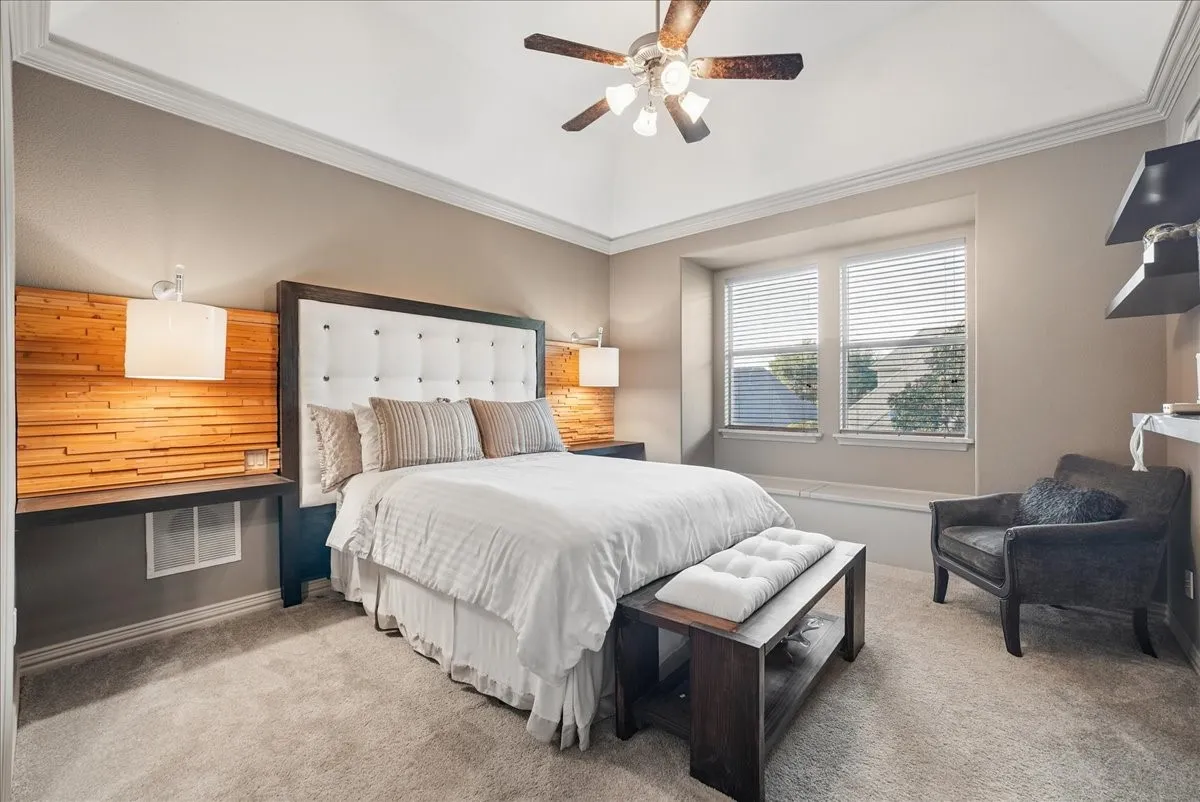 Single Family Residence For Sale in Tarrant County , 206 Gallant Court, Colleyville, Texas 76034, 5 Bedroom, 6 Bathroom, 3 Garage spaces, 5,322 Sqft, built in 2004, mls#21380003, Real Estate Agent in Colleyville, Homes For Sale in Tarrant county, Homes For Sale in Colleyville, Realtor in Colleyville Texas, Real Estate Brokerage Independent Realty Texas, Luminita Cordes Realtor