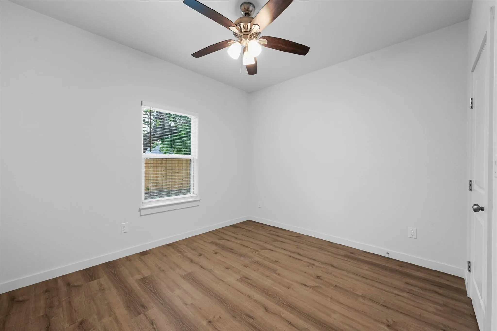 Single Family Residence For Rent in Grayson County , 918 W Ford Street, Denison, Texas 75020, 4 Bedroom, 2 Bathroom, 1 Garage spaces, 1,491 Sqft, built in 2024, mls#21382532, Real Estate Agent in Denison, Homes For Rent in Grayson county, Homes For Rent in Denison, Realtor in Denison Texas, Real Estate Brokerage Independent Realty Texas, Luminita Cordes Realtor