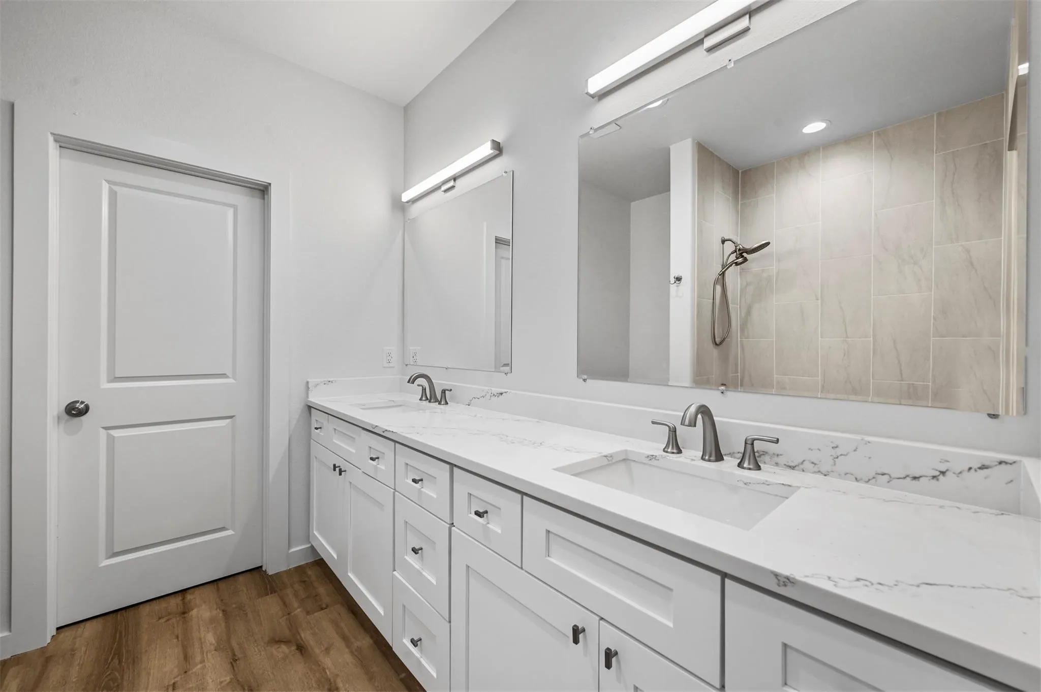 Single Family Residence For Rent in Grayson County , 918 W Ford Street, Denison, Texas 75020, 4 Bedroom, 2 Bathroom, 1 Garage spaces, 1,491 Sqft, built in 2024, mls#21382532, Real Estate Agent in Denison, Homes For Rent in Grayson county, Homes For Rent in Denison, Realtor in Denison Texas, Real Estate Brokerage Independent Realty Texas, Luminita Cordes Realtor
