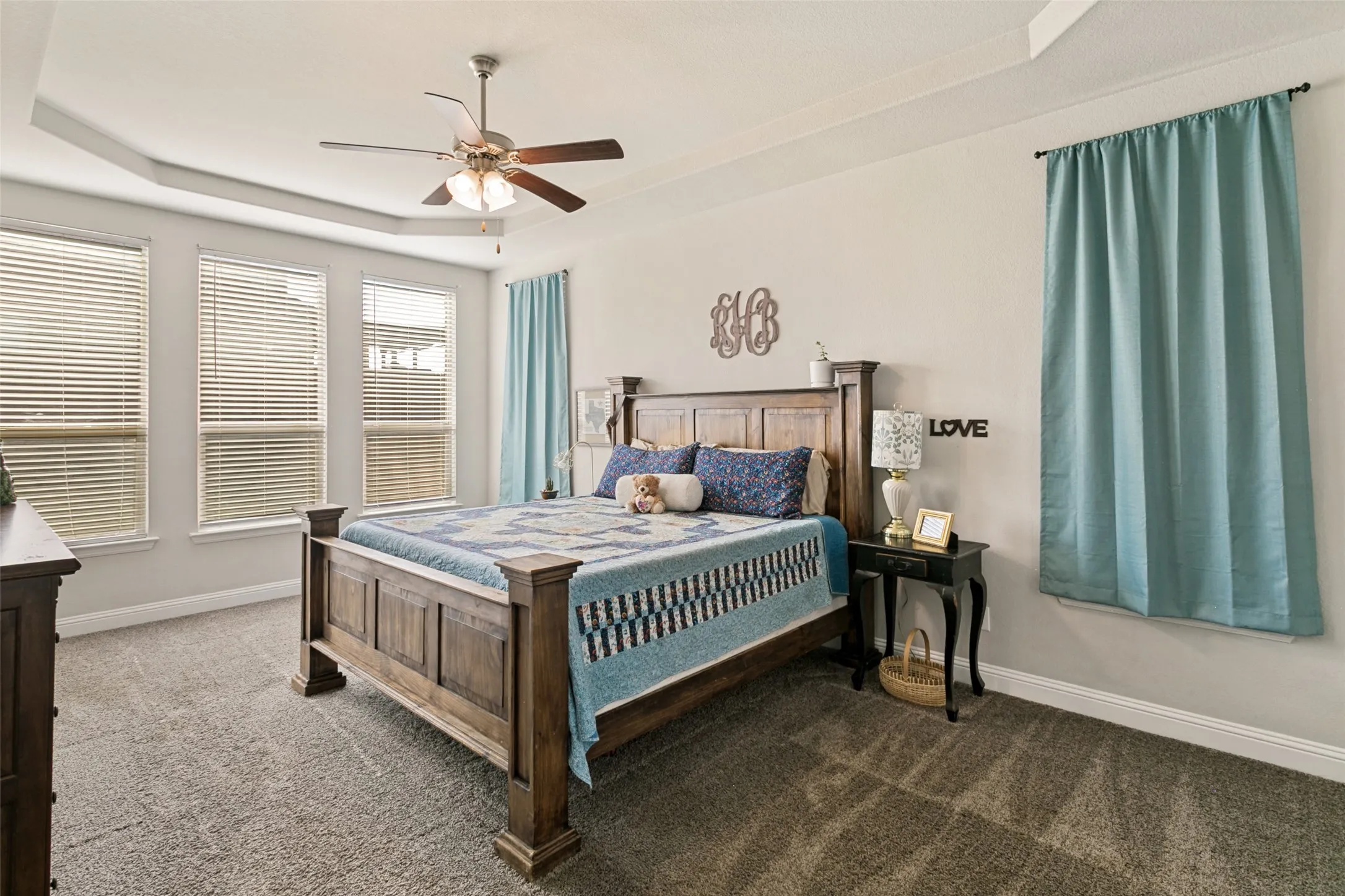 Single Family Residence For Sale in Parker County , 241 Cross Fox Lane, Aledo, Texas 76008, 4 Bedroom, 4 Bathroom, 2 Garage spaces, 2,796 Sqft, built in 2020, mls#21381236, Real Estate Agent in Aledo, Homes For Sale in Parker county, Homes For Sale in Aledo, Realtor in Aledo Texas, Real Estate Brokerage Independent Realty Texas, Luminita Cordes Realtor