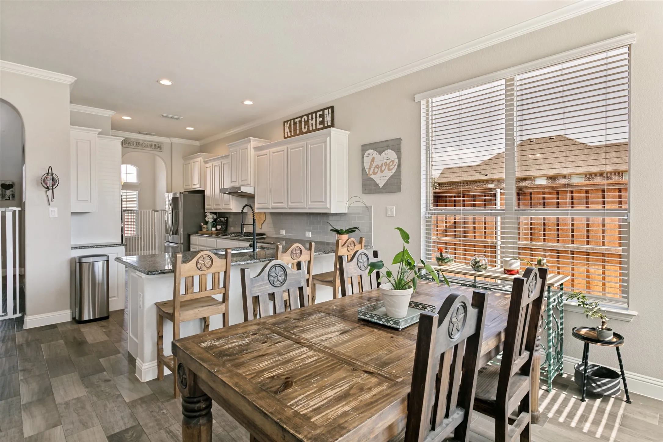Single Family Residence For Sale in Parker County , 241 Cross Fox Lane, Aledo, Texas 76008, 4 Bedroom, 4 Bathroom, 2 Garage spaces, 2,796 Sqft, built in 2020, mls#21381236, Real Estate Agent in Aledo, Homes For Sale in Parker county, Homes For Sale in Aledo, Realtor in Aledo Texas, Real Estate Brokerage Independent Realty Texas, Luminita Cordes Realtor