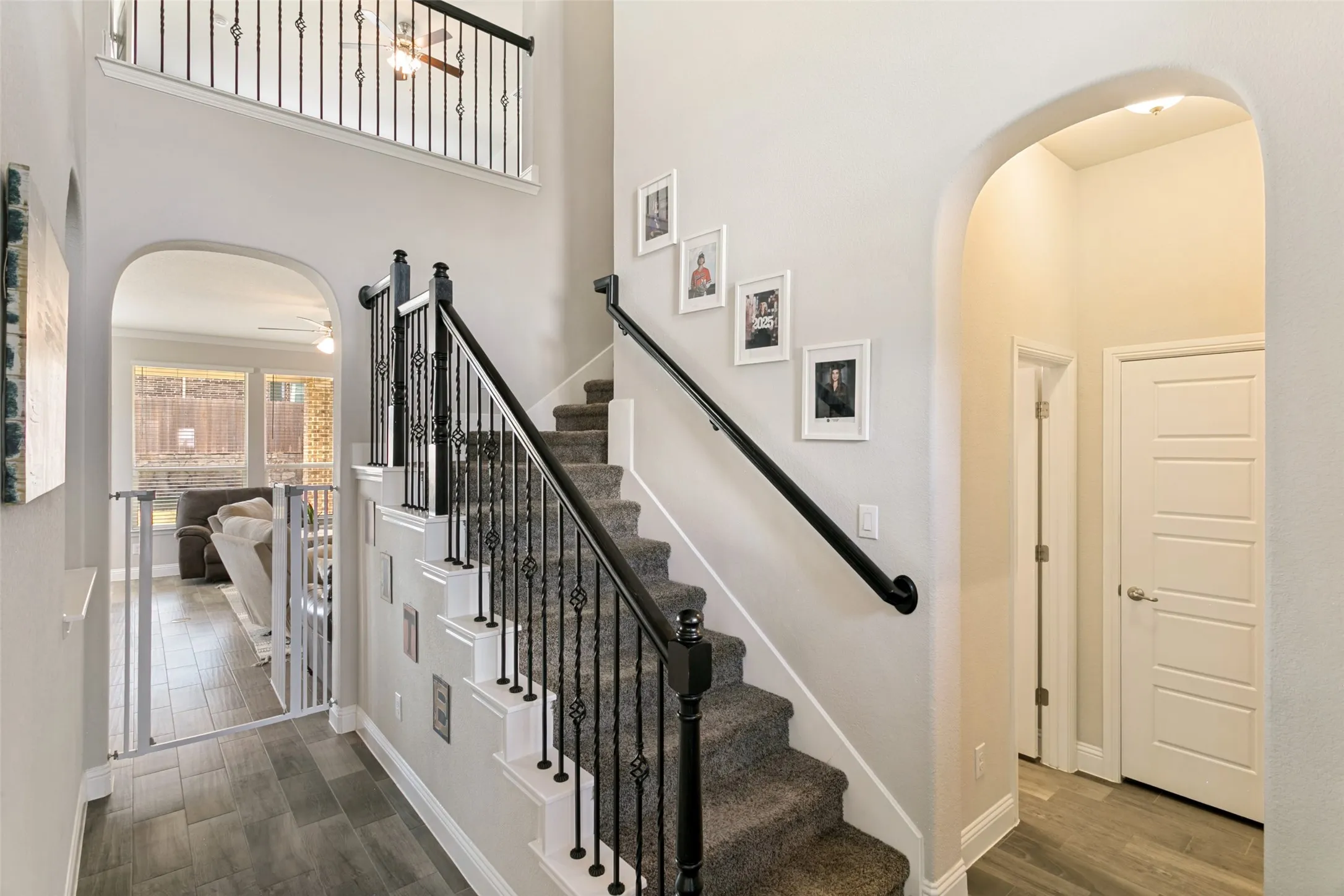 Single Family Residence For Sale in Parker County , 241 Cross Fox Lane, Aledo, Texas 76008, 4 Bedroom, 4 Bathroom, 2 Garage spaces, 2,796 Sqft, built in 2020, mls#21381236, Real Estate Agent in Aledo, Homes For Sale in Parker county, Homes For Sale in Aledo, Realtor in Aledo Texas, Real Estate Brokerage Independent Realty Texas, Luminita Cordes Realtor
