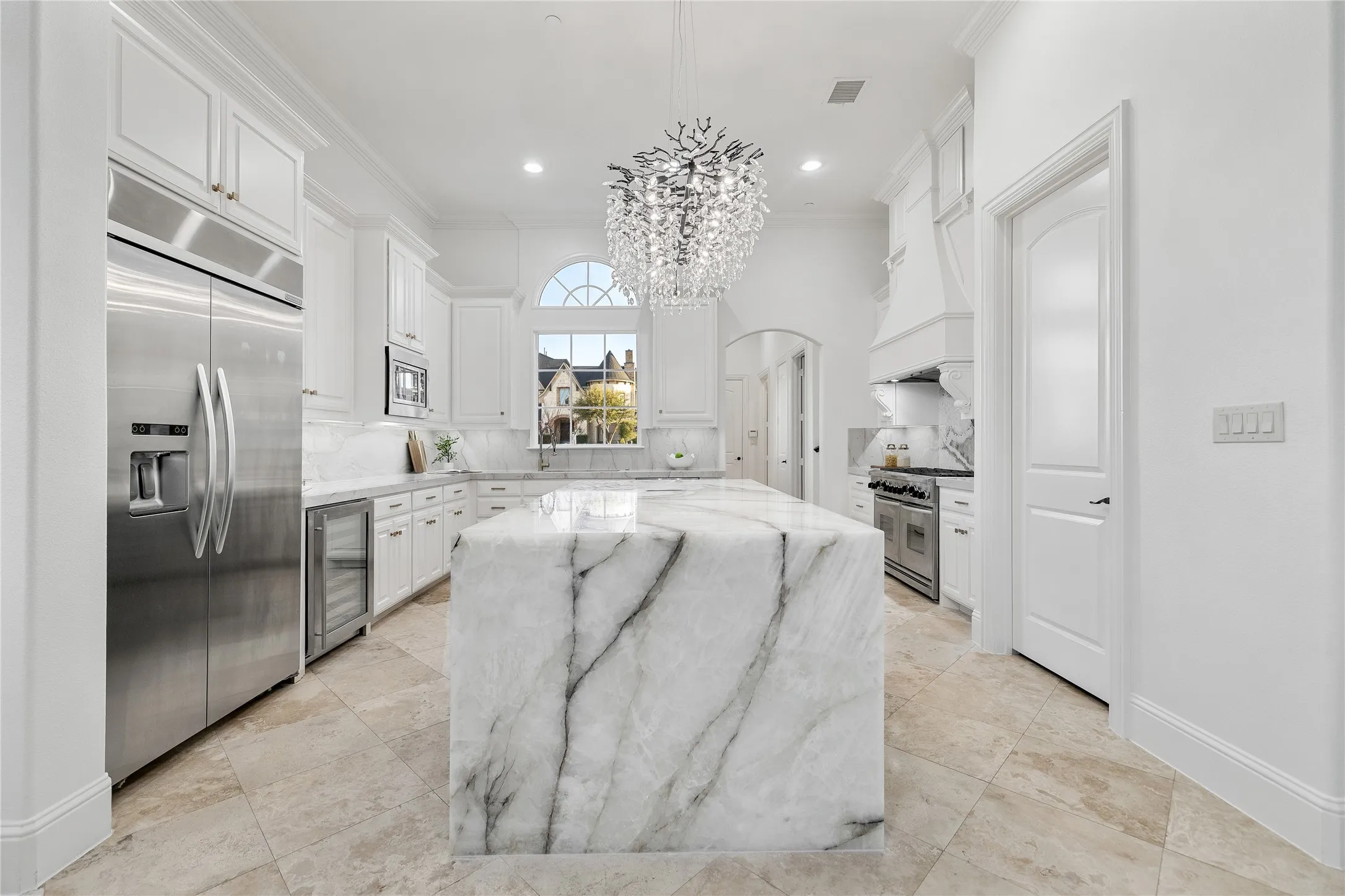 Single Family Residence For Rent in Denton County , 2032 Courtland Drive, Frisco, Texas 75034, 6 Bedroom, 8 Bathroom, 4 Garage spaces, 7,234 Sqft, built in 2011, mls#21379933, Real Estate Agent in Frisco, Homes For Rent in Denton county, Homes For Rent in Frisco, Realtor in Frisco Texas, Real Estate Brokerage Independent Realty Texas, Luminita Cordes Realtor