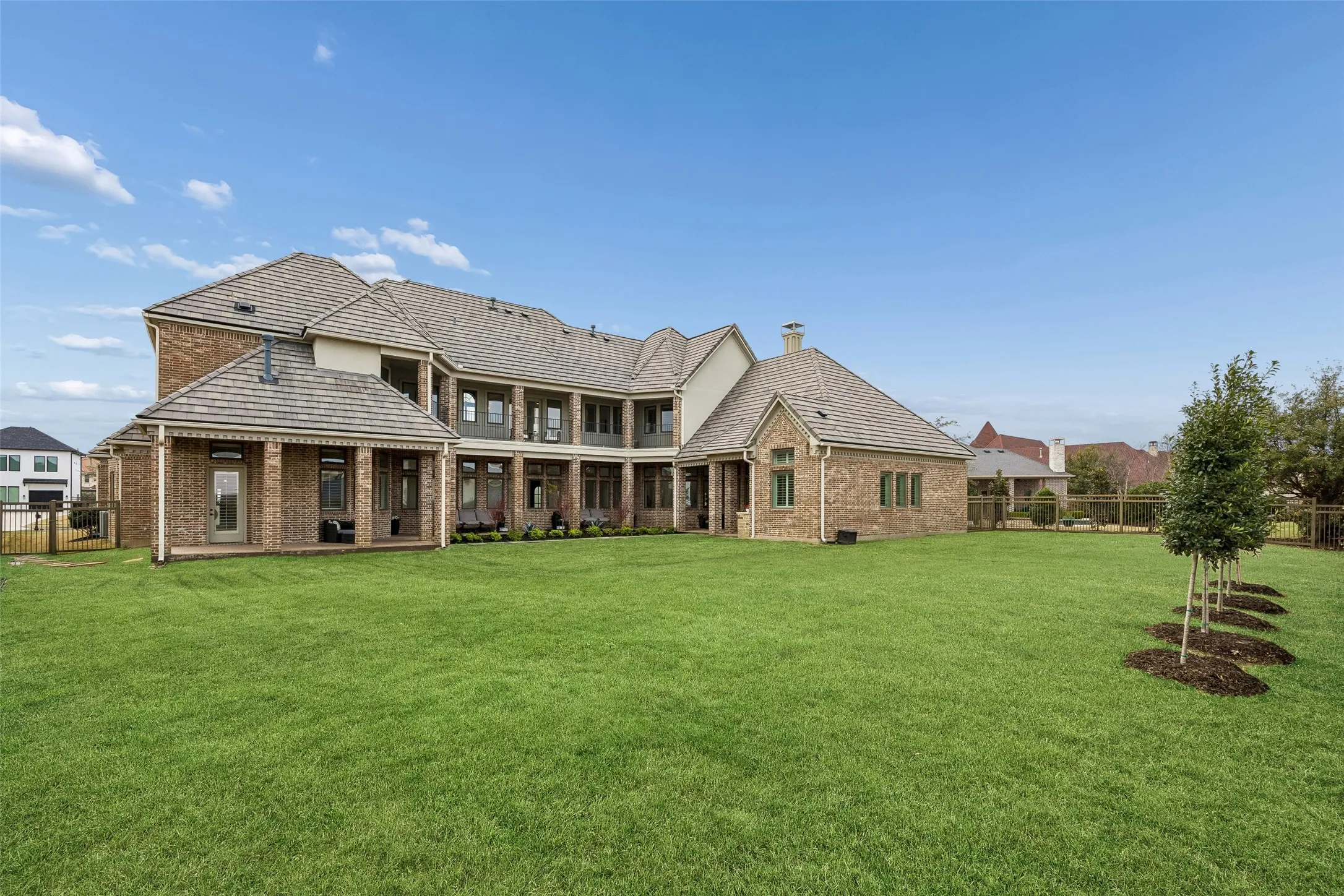 Single Family Residence For Rent in Denton County , 2032 Courtland Drive, Frisco, Texas 75034, 6 Bedroom, 8 Bathroom, 4 Garage spaces, 7,234 Sqft, built in 2011, mls#21379933, Real Estate Agent in Frisco, Homes For Rent in Denton county, Homes For Rent in Frisco, Realtor in Frisco Texas, Real Estate Brokerage Independent Realty Texas, Luminita Cordes Realtor