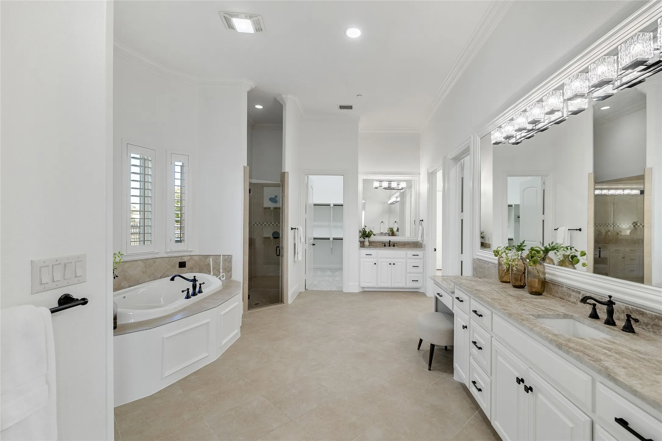 Single Family Residence For Rent in Denton County , 2032 Courtland Drive, Frisco, Texas 75034, 6 Bedroom, 8 Bathroom, 4 Garage spaces, 7,234 Sqft, built in 2011, mls#21379933, Real Estate Agent in Frisco, Homes For Rent in Denton county, Homes For Rent in Frisco, Realtor in Frisco Texas, Real Estate Brokerage Independent Realty Texas, Luminita Cordes Realtor