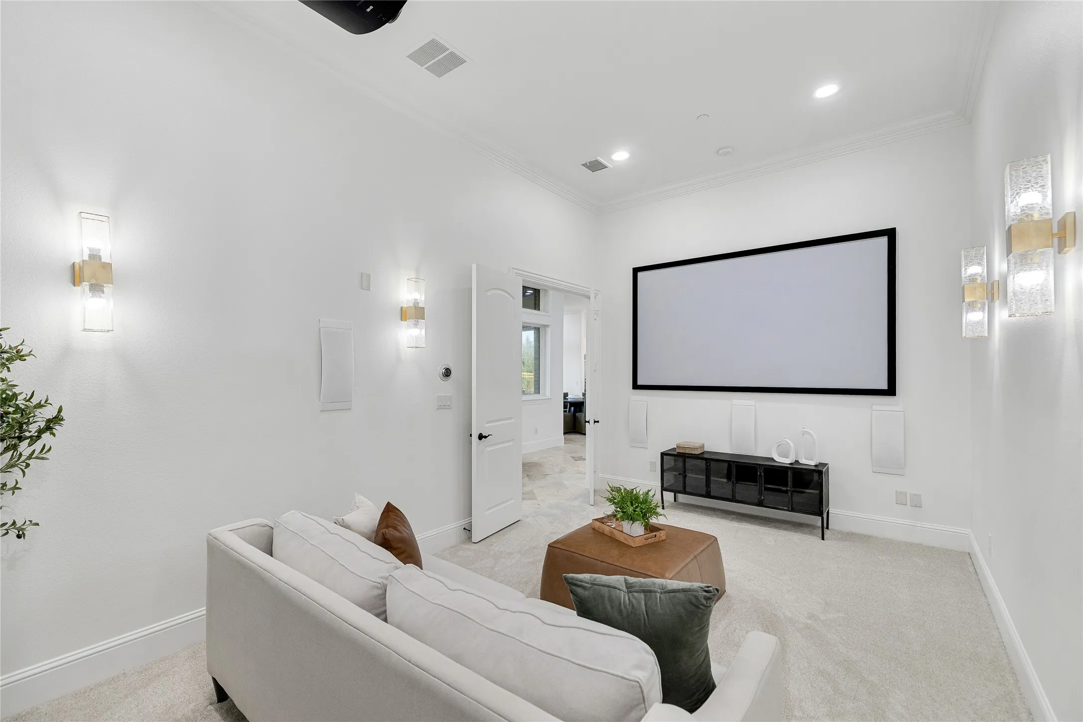 Single Family Residence For Rent in Denton County , 2032 Courtland Drive, Frisco, Texas 75034, 6 Bedroom, 8 Bathroom, 4 Garage spaces, 7,234 Sqft, built in 2011, mls#21379933, Real Estate Agent in Frisco, Homes For Rent in Denton county, Homes For Rent in Frisco, Realtor in Frisco Texas, Real Estate Brokerage Independent Realty Texas, Luminita Cordes Realtor