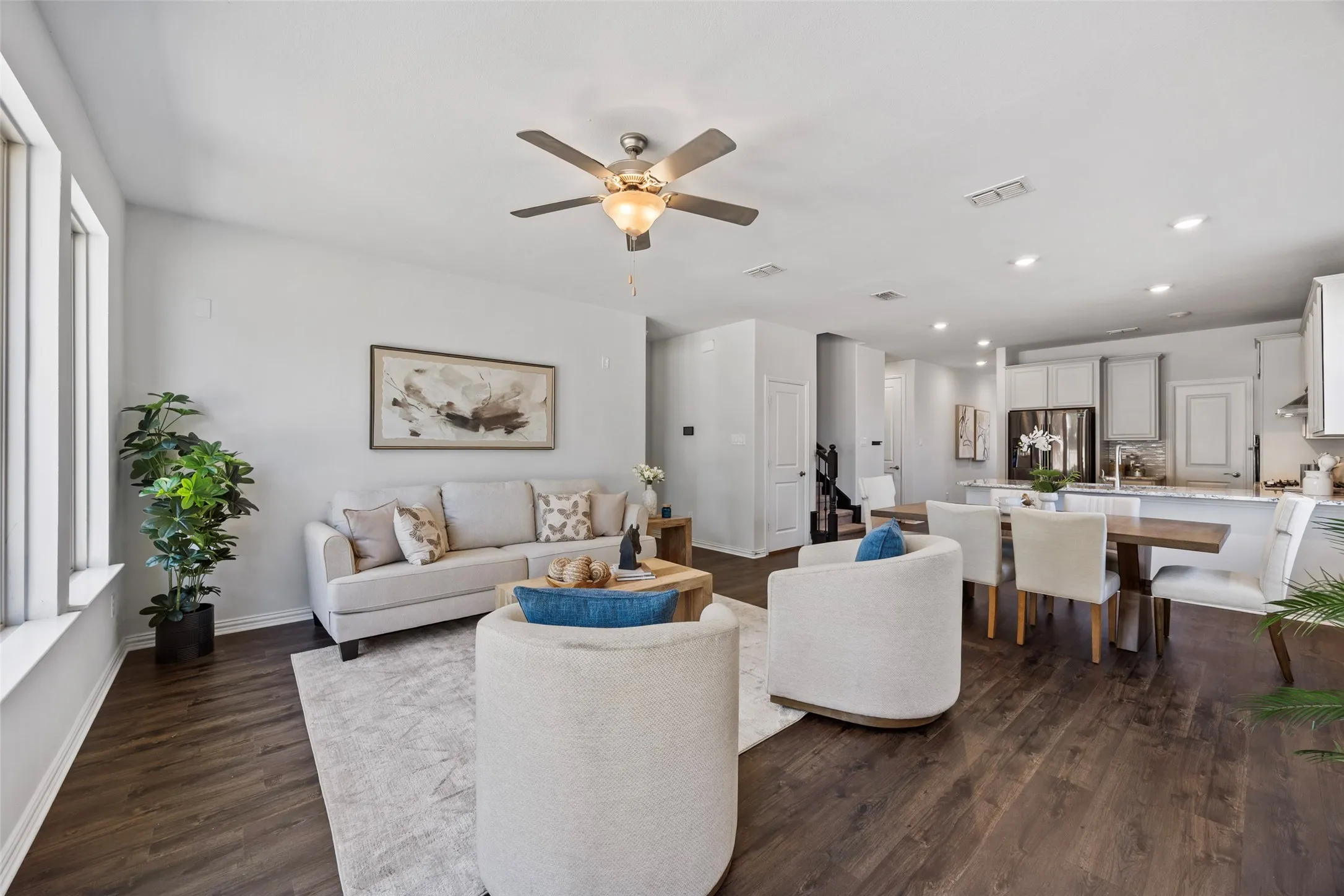 Single Family Residence For Sale in Denton County , 2501 Durango Drive, Carrollton, Texas 75010, 4 Bedroom, 4 Bathroom, 2 Garage spaces, 2,706 Sqft, built in 2018, mls#21382485, Real Estate Agent in Carrollton, Homes For Sale in Denton county, Homes For Sale in Carrollton, Realtor in Carrollton Texas, Real Estate Brokerage Independent Realty Texas, Luminita Cordes Realtor
