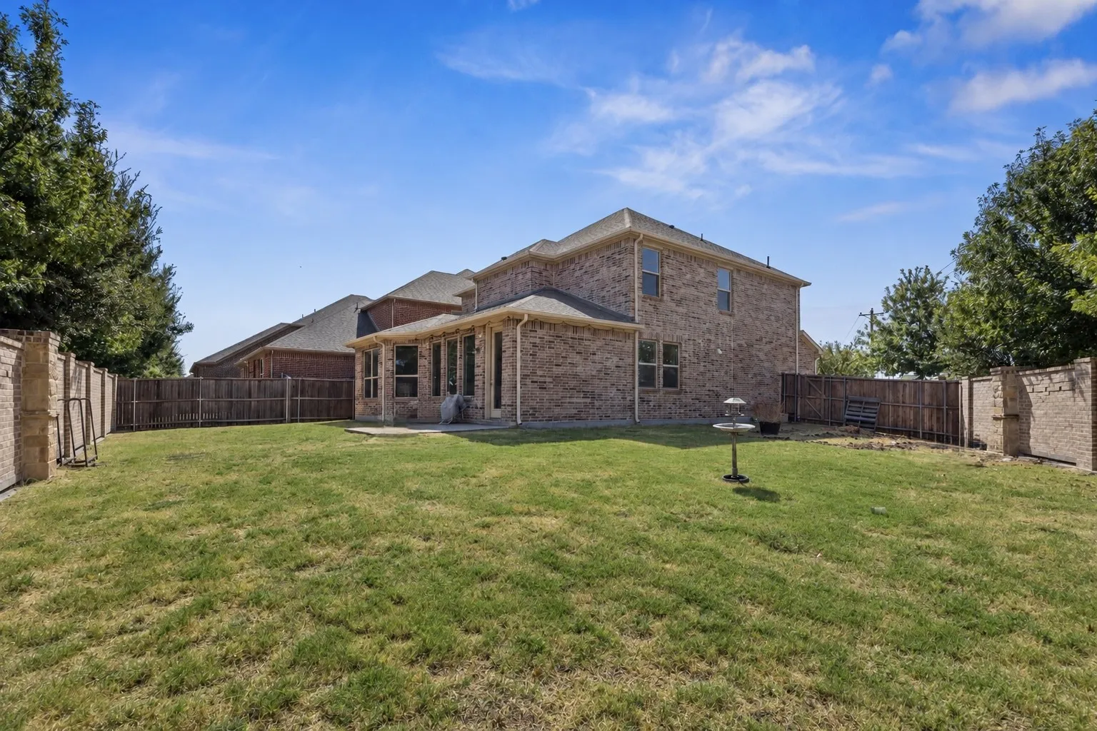 Single Family Residence For Sale in Denton County , 2501 Durango Drive, Carrollton, Texas 75010, 4 Bedroom, 4 Bathroom, 2 Garage spaces, 2,706 Sqft, built in 2018, mls#21382485, Real Estate Agent in Carrollton, Homes For Sale in Denton county, Homes For Sale in Carrollton, Realtor in Carrollton Texas, Real Estate Brokerage Independent Realty Texas, Luminita Cordes Realtor