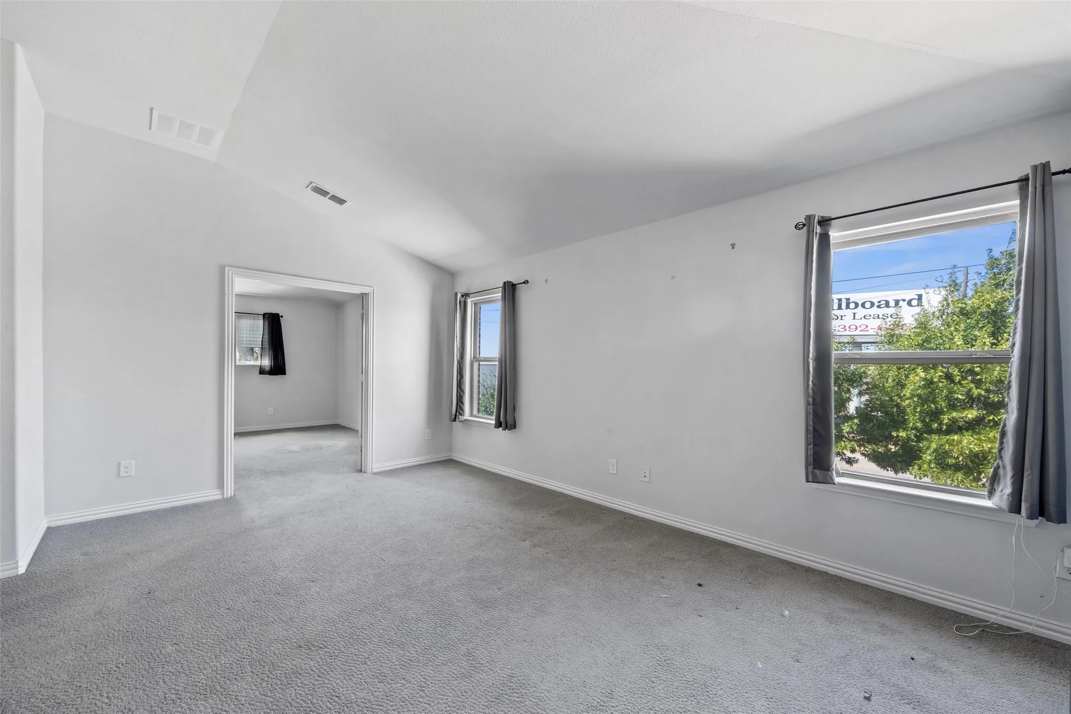 Single Family Residence For Sale in Denton County , 2501 Durango Drive, Carrollton, Texas 75010, 4 Bedroom, 4 Bathroom, 2 Garage spaces, 2,706 Sqft, built in 2018, mls#21382485, Real Estate Agent in Carrollton, Homes For Sale in Denton county, Homes For Sale in Carrollton, Realtor in Carrollton Texas, Real Estate Brokerage Independent Realty Texas, Luminita Cordes Realtor