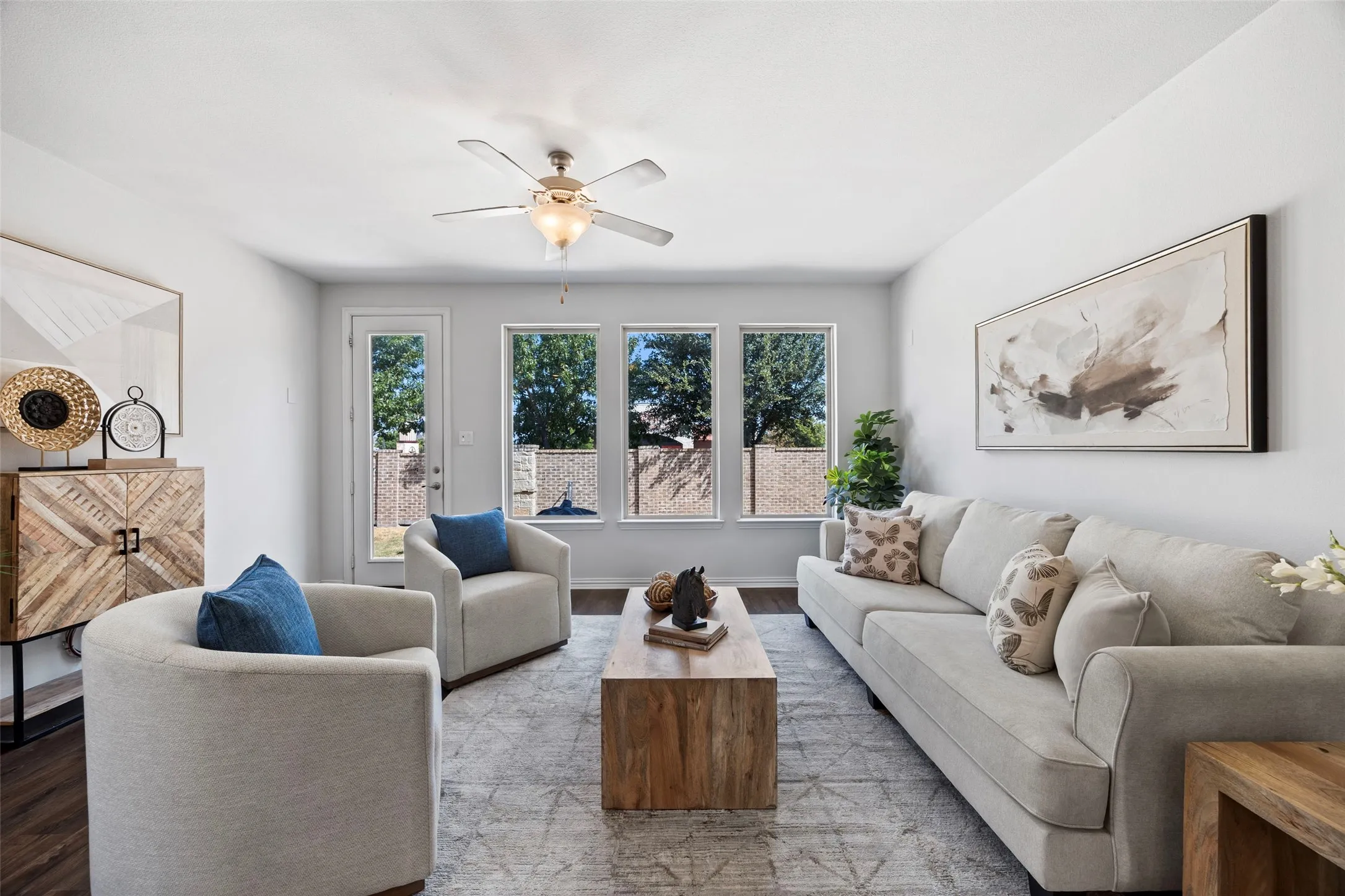 Single Family Residence For Sale in Denton County , 2501 Durango Drive, Carrollton, Texas 75010, 4 Bedroom, 4 Bathroom, 2 Garage spaces, 2,706 Sqft, built in 2018, mls#21382485, Real Estate Agent in Carrollton, Homes For Sale in Denton county, Homes For Sale in Carrollton, Realtor in Carrollton Texas, Real Estate Brokerage Independent Realty Texas, Luminita Cordes Realtor