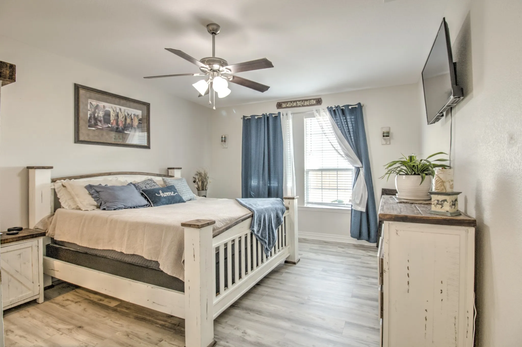 Primary bedroom