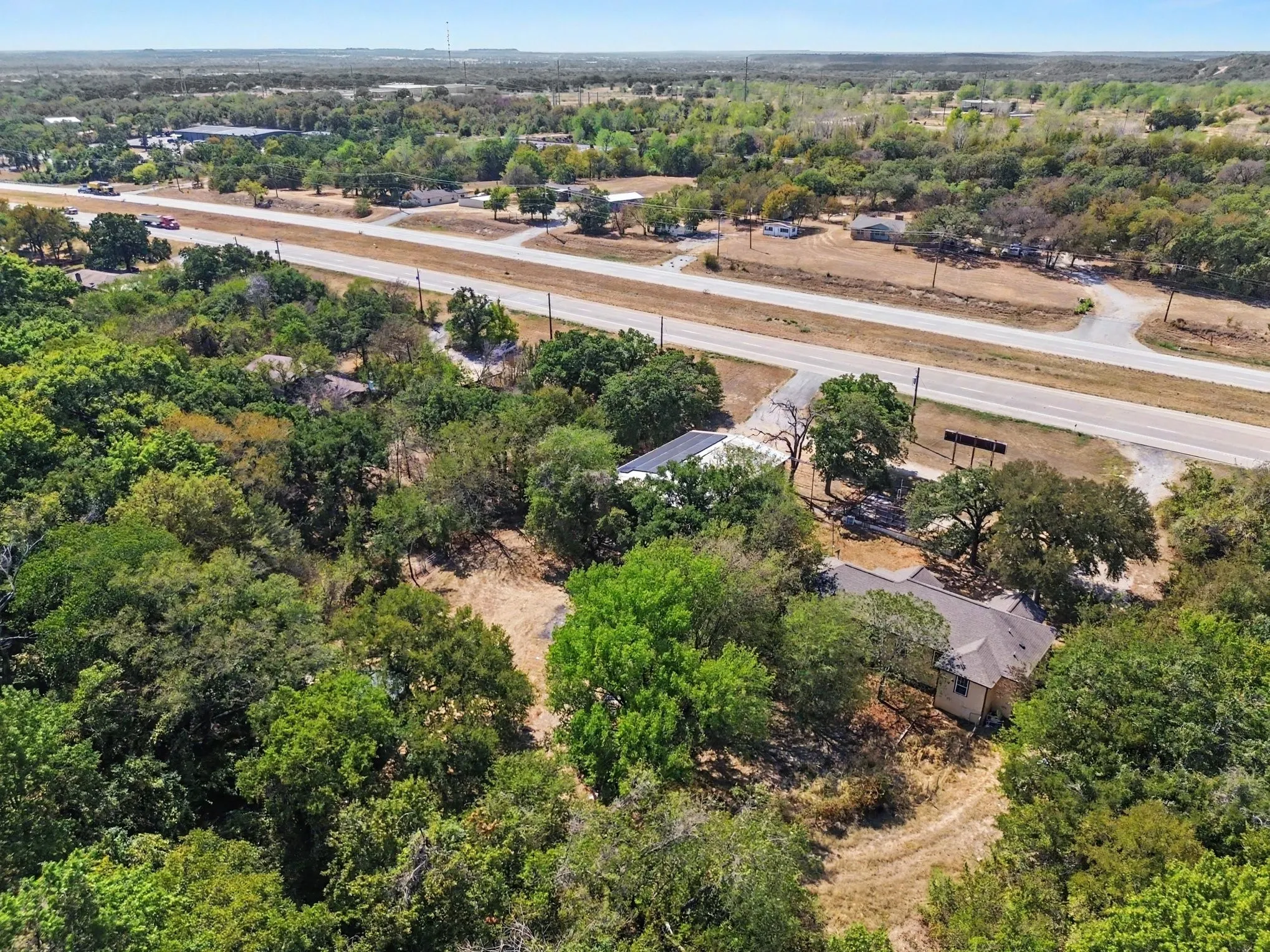 Single Family Residence For Sale in Wise County , 2821 STATE HIGHWAY 101, Bridgeport, Texas 76426, 4 Bedroom, 2 Bathroom, Garage spaces, 1,983 Sqft, built in 2015, mls#21381641, Real Estate Agent in Bridgeport, Homes For Sale in Wise county, Homes For Sale in Bridgeport, Realtor in Bridgeport Texas, Real Estate Brokerage Independent Realty Texas, Luminita Cordes Realtor