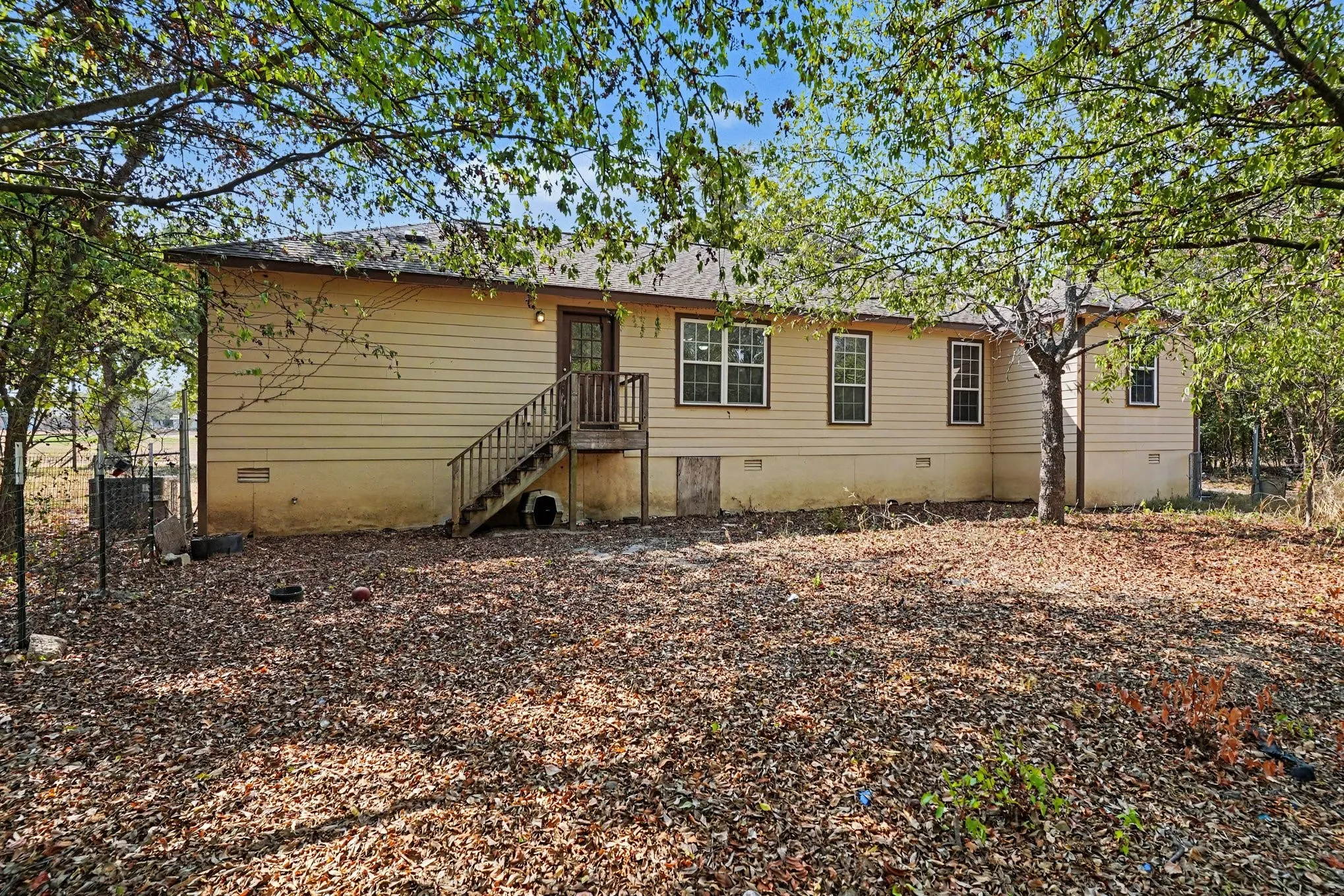 Single Family Residence For Sale in Wise County , 2821 STATE HIGHWAY 101, Bridgeport, Texas 76426, 4 Bedroom, 2 Bathroom, Garage spaces, 1,983 Sqft, built in 2015, mls#21381641, Real Estate Agent in Bridgeport, Homes For Sale in Wise county, Homes For Sale in Bridgeport, Realtor in Bridgeport Texas, Real Estate Brokerage Independent Realty Texas, Luminita Cordes Realtor