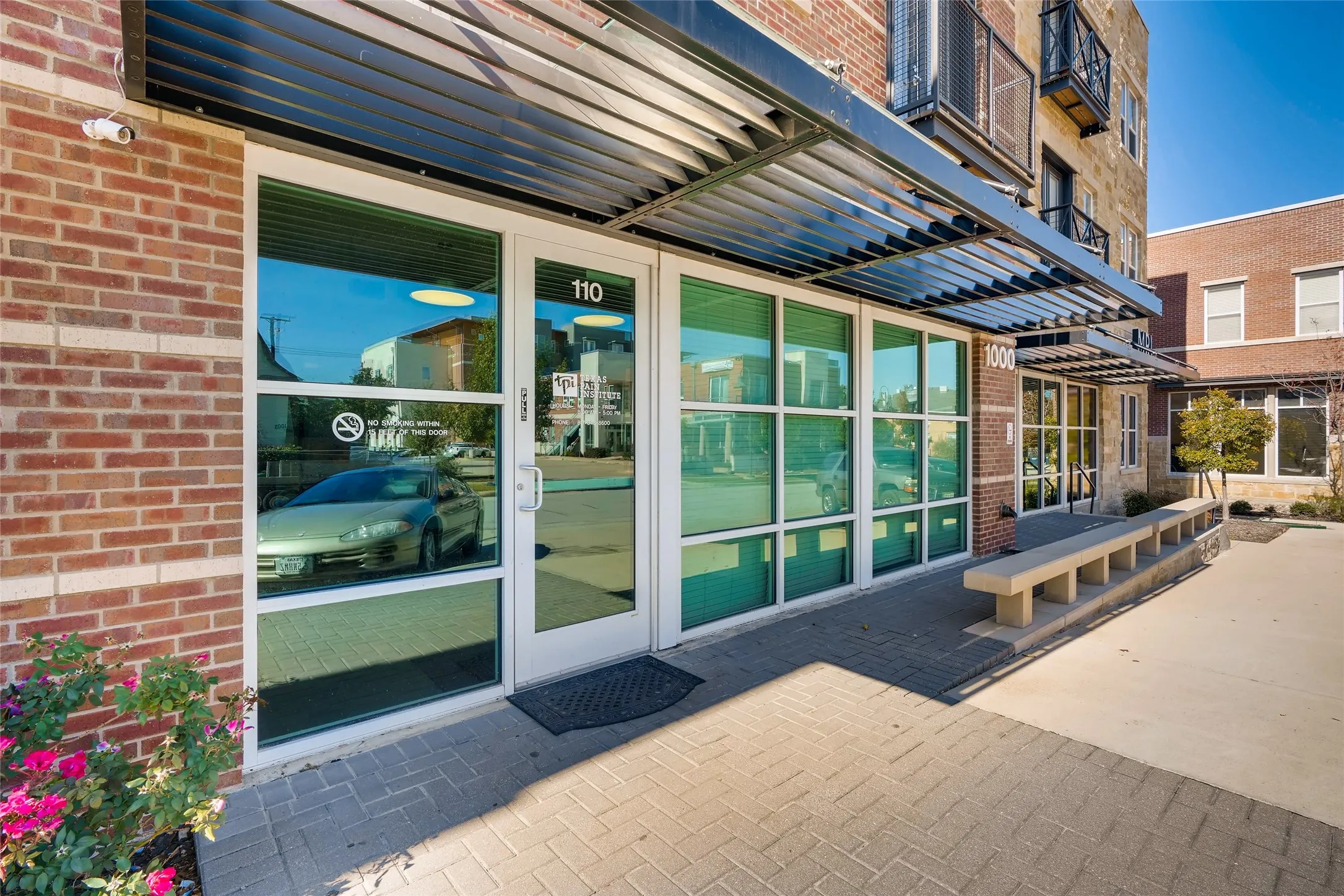 Apartment For Rent in Tarrant County , 1000 Lipscomb Street 304, Fort Worth, Texas 76104, 1 Bedroom, 1 Bathroom, Garage spaces, 823 Sqft, built in 2015, mls#21382557, Real Estate Agent in Fort Worth, Homes For Rent in Tarrant county, Homes For Rent in Fort Worth, Realtor in Fort Worth Texas, Real Estate Brokerage Independent Realty Texas, Luminita Cordes Realtor