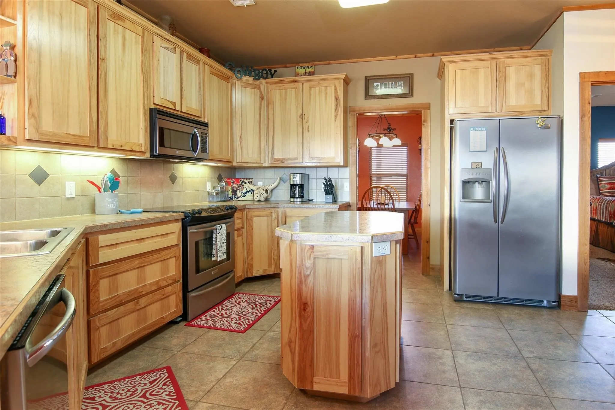 Farm For Rent in Grayson County , 7158 Luella Road, Sherman, Texas 75090, 4 Bedroom, 3 Bathroom, Garage spaces, 2,424 Sqft, built in 2008, mls#21382561, Real Estate Agent in Sherman, Homes For Rent in Grayson county, Homes For Rent in Sherman, Realtor in Sherman Texas, Real Estate Brokerage Independent Realty Texas, Luminita Cordes Realtor