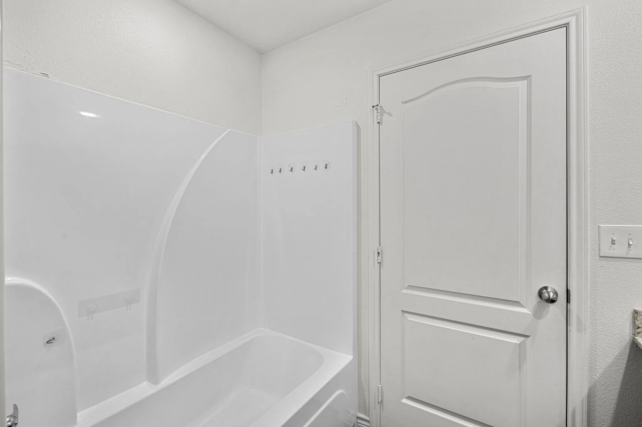 Duplex For Rent in Bell County , 6011 Amelia Earhart Boulevard B, Killeen, Texas 76543, 3 Bedroom, 2 Bathroom, 1 Garage spaces, 1,300 Sqft, built in 2020, mls#21382566, Real Estate Agent in Killeen, Homes For Rent in Bell county, Homes For Rent in Killeen, Realtor in Killeen Texas, Real Estate Brokerage Independent Realty Texas, Luminita Cordes Realtor