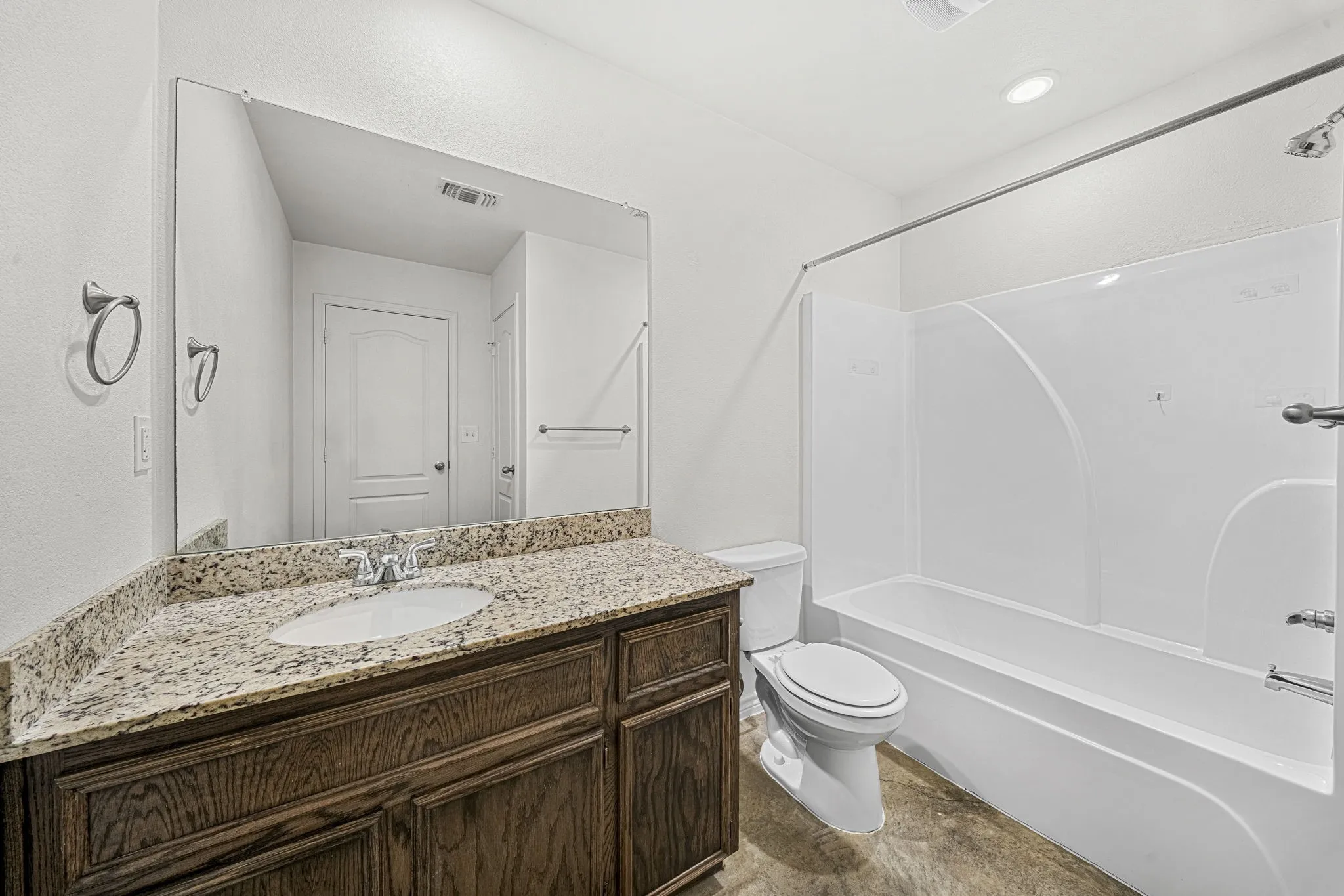 Duplex For Rent in Bell County , 6011 Amelia Earhart Boulevard B, Killeen, Texas 76543, 3 Bedroom, 2 Bathroom, 1 Garage spaces, 1,300 Sqft, built in 2020, mls#21382566, Real Estate Agent in Killeen, Homes For Rent in Bell county, Homes For Rent in Killeen, Realtor in Killeen Texas, Real Estate Brokerage Independent Realty Texas, Luminita Cordes Realtor