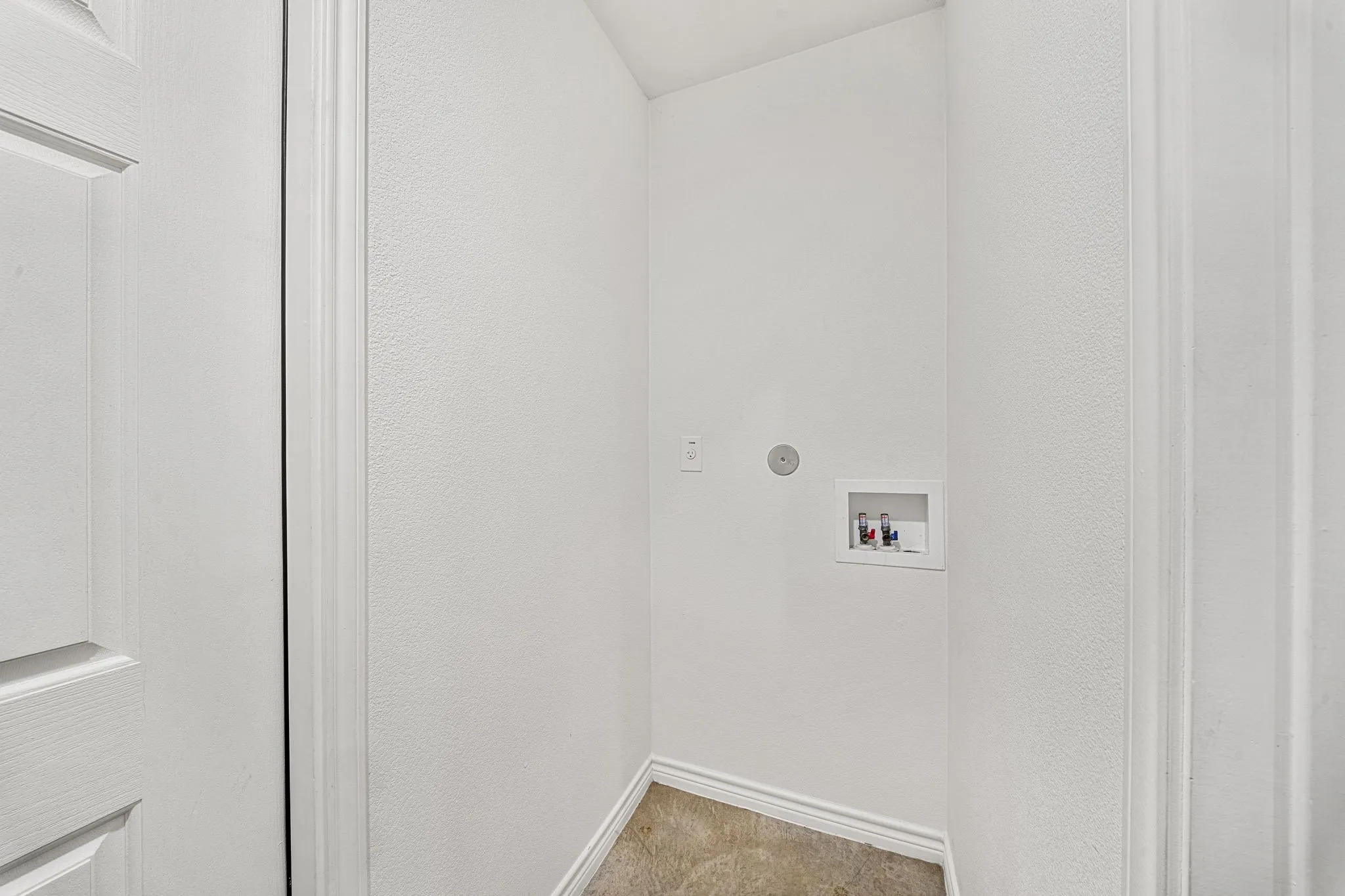 Duplex For Rent in Bell County , 6011 Amelia Earhart Boulevard B, Killeen, Texas 76543, 3 Bedroom, 2 Bathroom, 1 Garage spaces, 1,300 Sqft, built in 2020, mls#21382566, Real Estate Agent in Killeen, Homes For Rent in Bell county, Homes For Rent in Killeen, Realtor in Killeen Texas, Real Estate Brokerage Independent Realty Texas, Luminita Cordes Realtor
