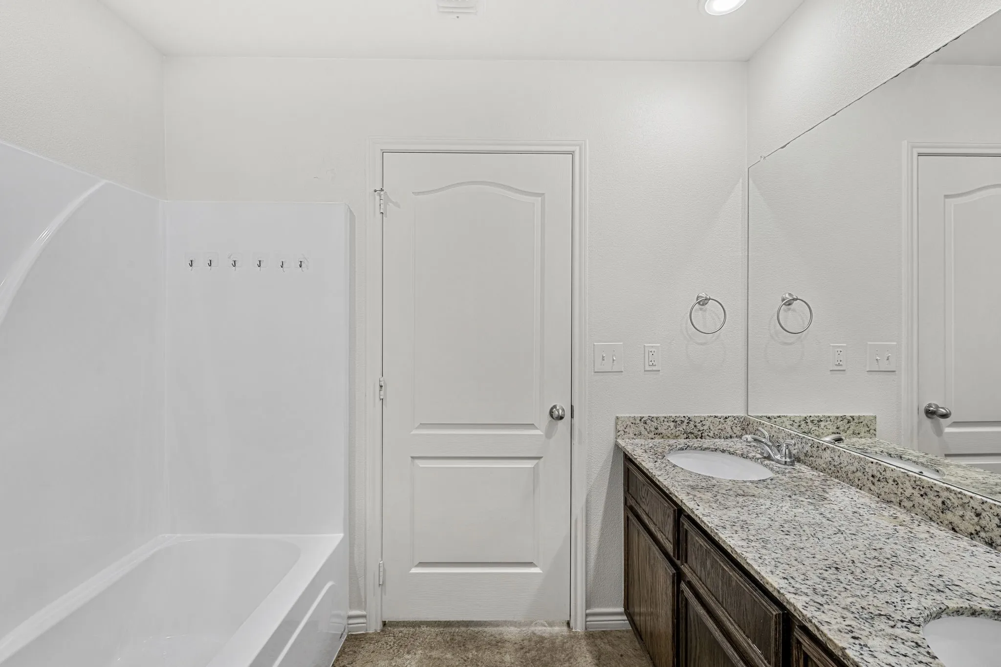 Duplex For Rent in Bell County , 6011 Amelia Earhart Boulevard B, Killeen, Texas 76543, 3 Bedroom, 2 Bathroom, 1 Garage spaces, 1,300 Sqft, built in 2020, mls#21382566, Real Estate Agent in Killeen, Homes For Rent in Bell county, Homes For Rent in Killeen, Realtor in Killeen Texas, Real Estate Brokerage Independent Realty Texas, Luminita Cordes Realtor