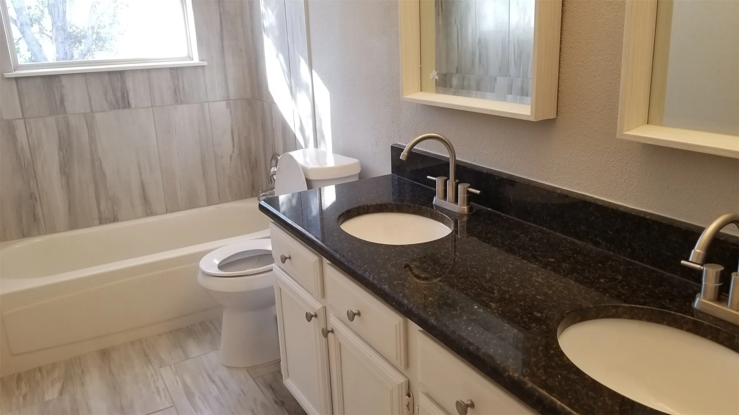 Single Family Residence For Rent in Denton County , 17635 Millwood Place, Dallas, Texas 75287, 4 Bedroom, 4 Bathroom, 2 Garage spaces, 2,932 Sqft, built in 1992, mls#21382568, Real Estate Agent in Dallas, Homes For Rent in Denton county, Homes For Rent in Dallas, Realtor in Dallas Texas, Real Estate Brokerage Independent Realty Texas, Luminita Cordes Realtor