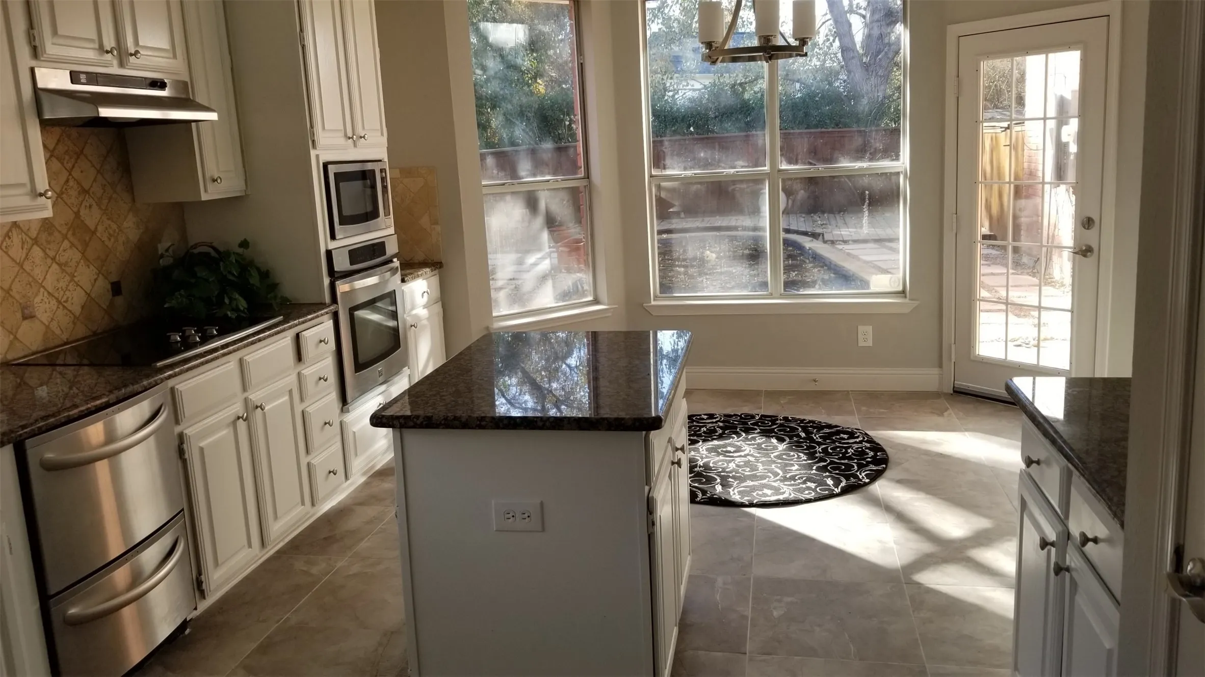 Single Family Residence For Rent in Denton County , 17635 Millwood Place, Dallas, Texas 75287, 4 Bedroom, 4 Bathroom, 2 Garage spaces, 2,932 Sqft, built in 1992, mls#21382568, Real Estate Agent in Dallas, Homes For Rent in Denton county, Homes For Rent in Dallas, Realtor in Dallas Texas, Real Estate Brokerage Independent Realty Texas, Luminita Cordes Realtor