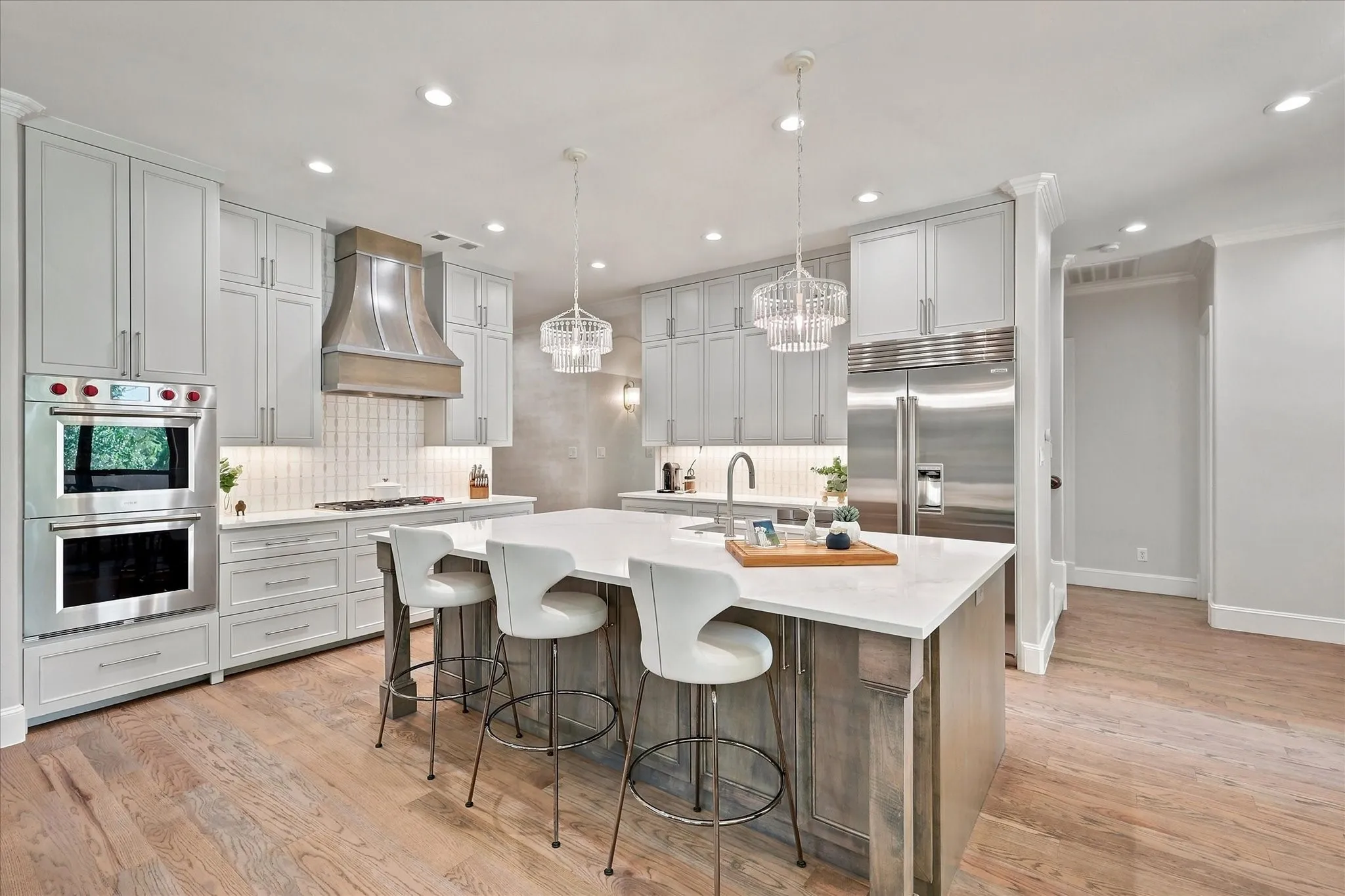 Single Family Residence For Sale in Tarrant County , 2308 Ember Woods Drive, Keller, Texas 76262, 4 Bedroom, 4 Bathroom, 3 Garage spaces, 4,682 Sqft, built in 2004, mls#21379995, Real Estate Agent in Keller, Homes For Sale in Tarrant county, Homes For Sale in Keller, Realtor in Keller Texas, Real Estate Brokerage Independent Realty Texas, Luminita Cordes Realtor