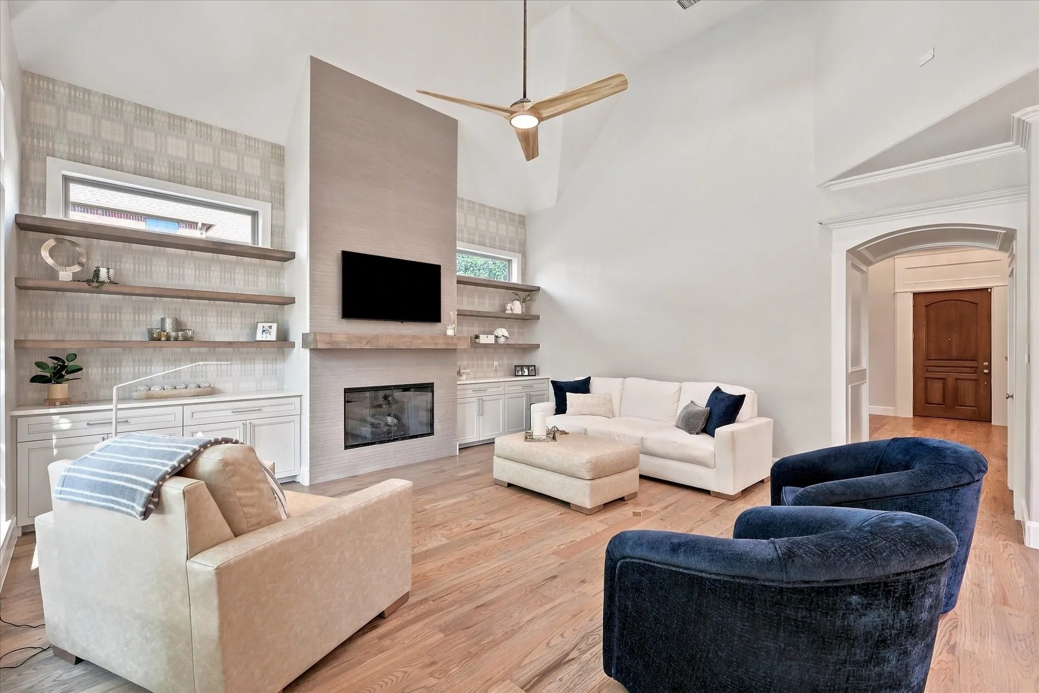 Single Family Residence For Sale in Tarrant County , 2308 Ember Woods Drive, Keller, Texas 76262, 4 Bedroom, 4 Bathroom, 3 Garage spaces, 4,682 Sqft, built in 2004, mls#21379995, Real Estate Agent in Keller, Homes For Sale in Tarrant county, Homes For Sale in Keller, Realtor in Keller Texas, Real Estate Brokerage Independent Realty Texas, Luminita Cordes Realtor