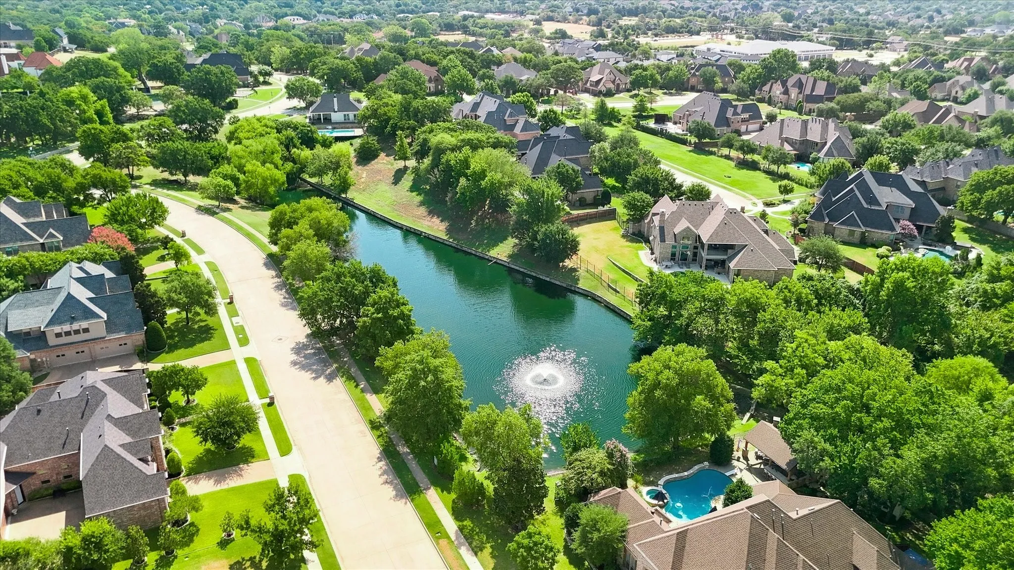 Single Family Residence For Sale in Tarrant County , 2308 Ember Woods Drive, Keller, Texas 76262, 4 Bedroom, 4 Bathroom, 3 Garage spaces, 4,682 Sqft, built in 2004, mls#21379995, Real Estate Agent in Keller, Homes For Sale in Tarrant county, Homes For Sale in Keller, Realtor in Keller Texas, Real Estate Brokerage Independent Realty Texas, Luminita Cordes Realtor