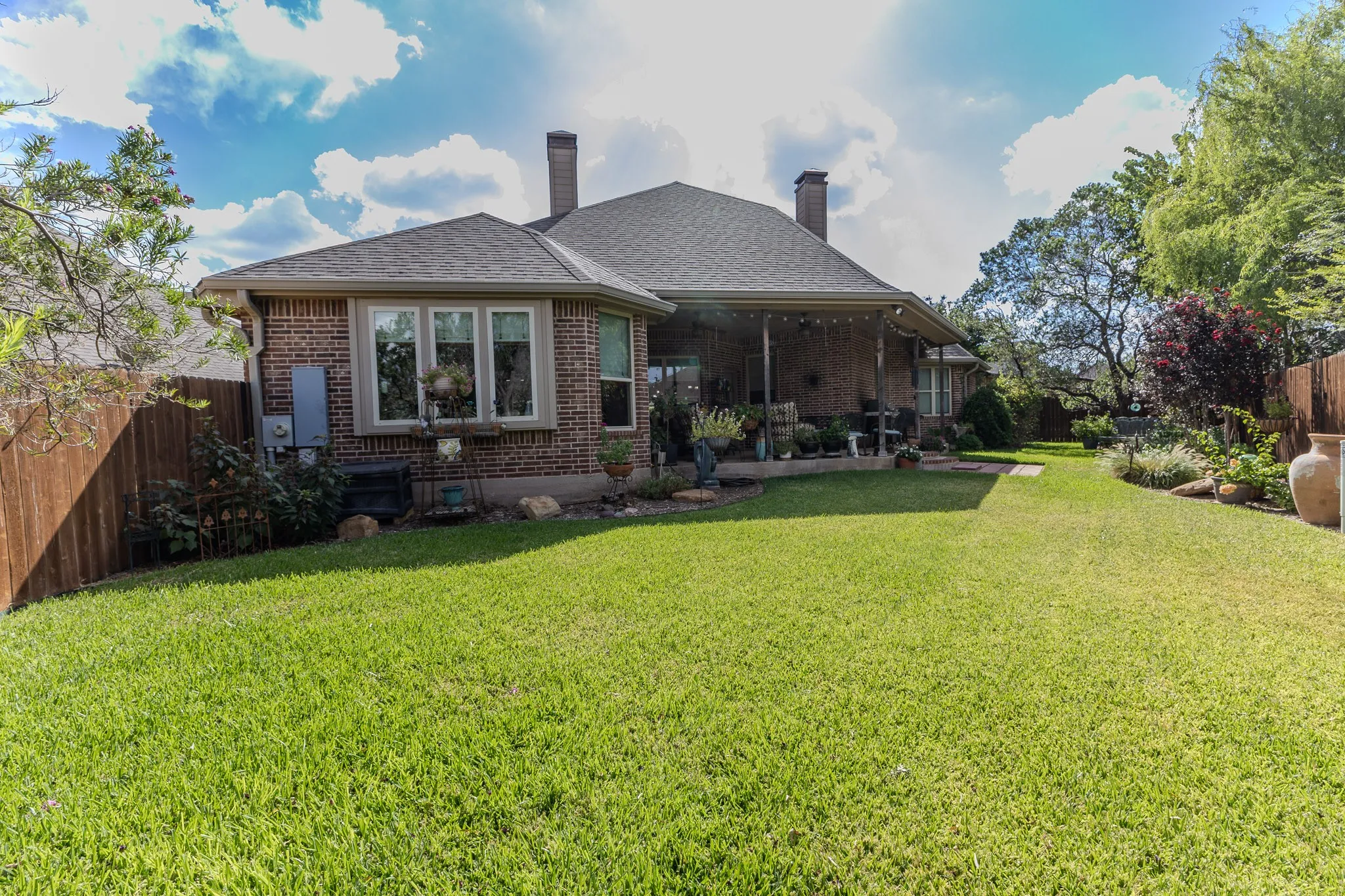 Single Family Residence For Sale in Taylor County , 2310 Ians Court, Abilene, Texas 79606, 3 Bedroom, 2 Bathroom, 2 Garage spaces, 2,328 Sqft, built in 2012, mls#21382579, Real Estate Agent in Abilene, Homes For Sale in Taylor county, Homes For Sale in Abilene, Realtor in Abilene Texas, Real Estate Brokerage Independent Realty Texas, Luminita Cordes Realtor