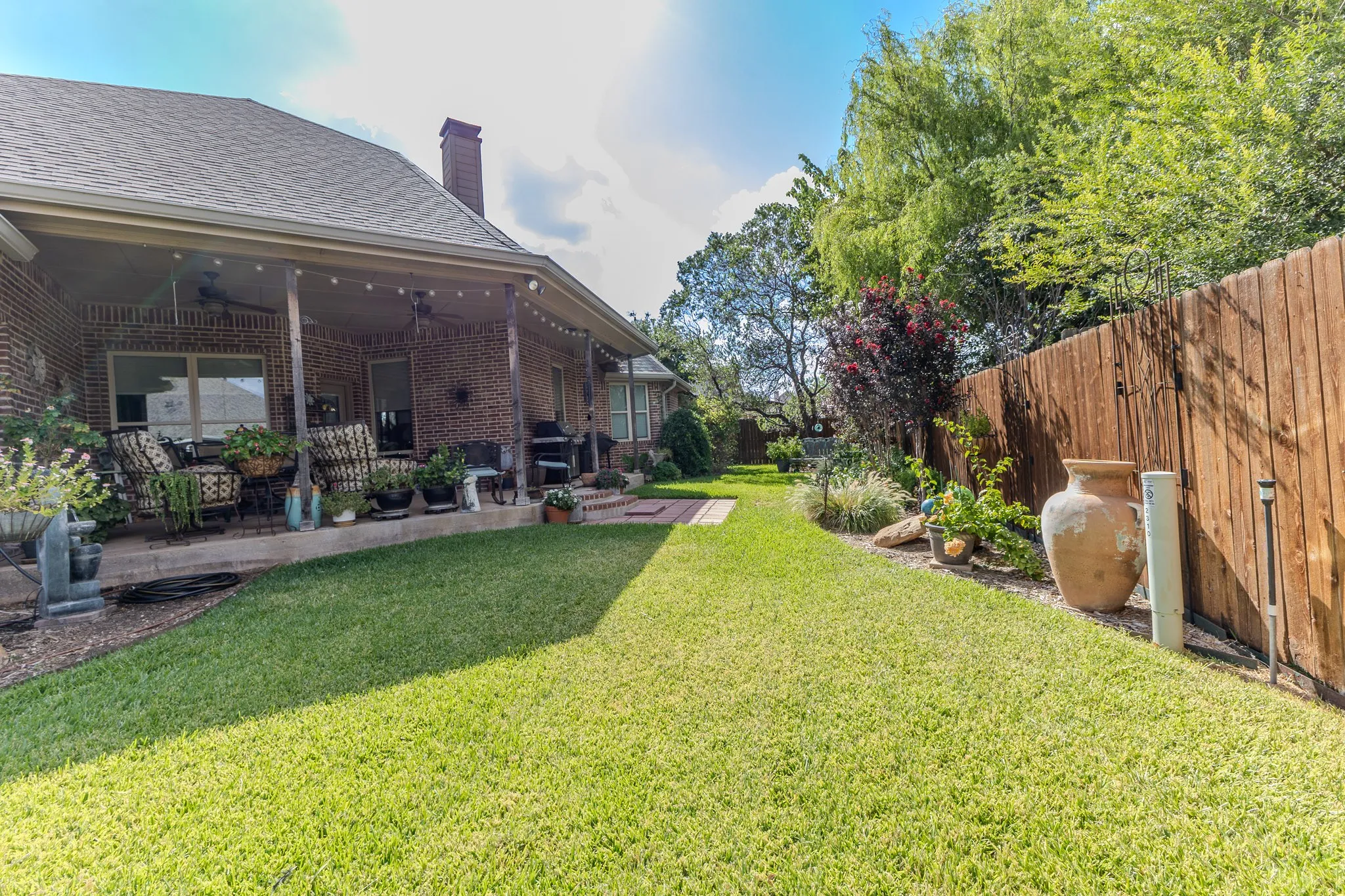 Single Family Residence For Sale in Taylor County , 2310 Ians Court, Abilene, Texas 79606, 3 Bedroom, 2 Bathroom, 2 Garage spaces, 2,328 Sqft, built in 2012, mls#21382579, Real Estate Agent in Abilene, Homes For Sale in Taylor county, Homes For Sale in Abilene, Realtor in Abilene Texas, Real Estate Brokerage Independent Realty Texas, Luminita Cordes Realtor
