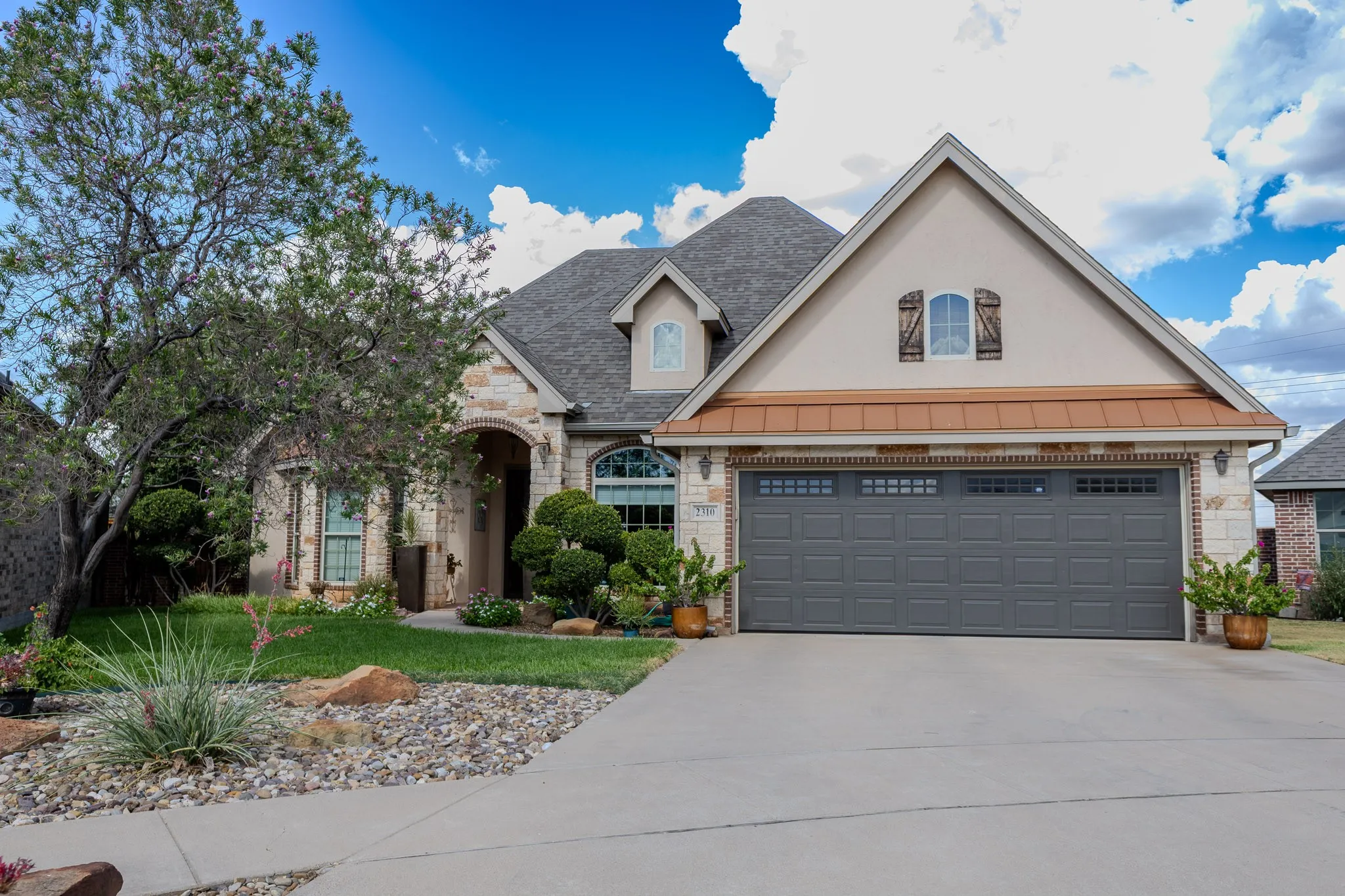 Single Family Residence For Sale in Taylor County , 2310 Ians Court, Abilene, Texas 79606, 3 Bedroom, 2 Bathroom, 2 Garage spaces, 2,328 Sqft, built in 2012, mls#21382579, Real Estate Agent in Abilene, Homes For Sale in Taylor county, Homes For Sale in Abilene, Realtor in Abilene Texas, Real Estate Brokerage Independent Realty Texas, Luminita Cordes Realtor