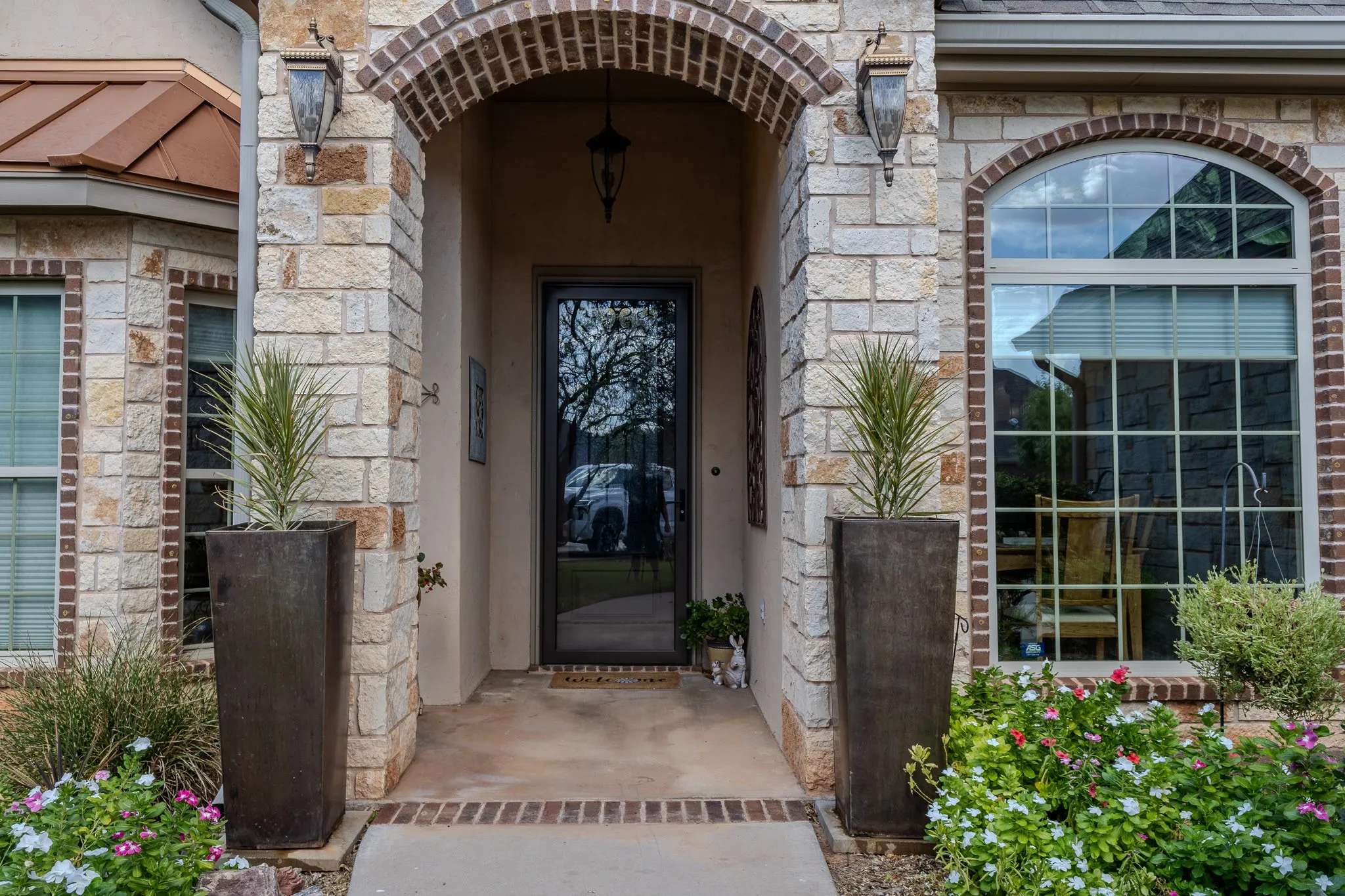 Single Family Residence For Sale in Taylor County , 2310 Ians Court, Abilene, Texas 79606, 3 Bedroom, 2 Bathroom, 2 Garage spaces, 2,328 Sqft, built in 2012, mls#21382579, Real Estate Agent in Abilene, Homes For Sale in Taylor county, Homes For Sale in Abilene, Realtor in Abilene Texas, Real Estate Brokerage Independent Realty Texas, Luminita Cordes Realtor