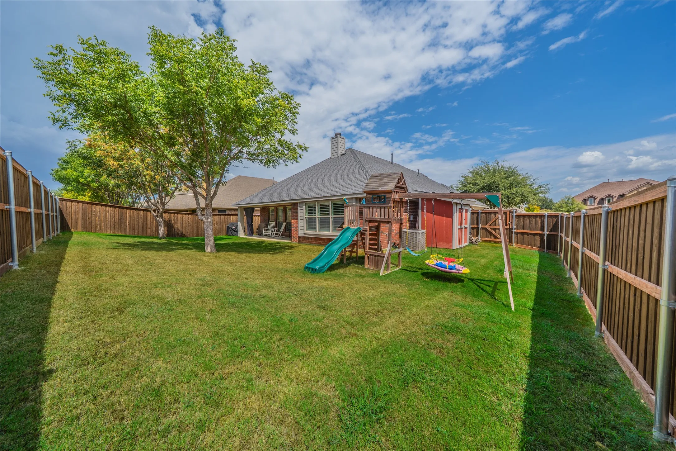 Single Family Residence For Sale in Tarrant County , 600 Cross Meadow Boulevard, Mansfield, Texas 76063, 3 Bedroom, 2 Bathroom, 2 Garage spaces, 1,840 Sqft, built in 2010, mls#21380722, Real Estate Agent in Mansfield, Homes For Sale in Tarrant county, Homes For Sale in Mansfield, Realtor in Mansfield Texas, Real Estate Brokerage Independent Realty Texas, Luminita Cordes Realtor