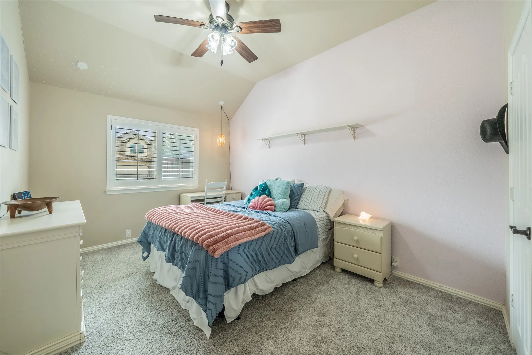 Single Family Residence For Sale in Tarrant County , 600 Cross Meadow Boulevard, Mansfield, Texas 76063, 3 Bedroom, 2 Bathroom, 2 Garage spaces, 1,840 Sqft, built in 2010, mls#21380722, Real Estate Agent in Mansfield, Homes For Sale in Tarrant county, Homes For Sale in Mansfield, Realtor in Mansfield Texas, Real Estate Brokerage Independent Realty Texas, Luminita Cordes Realtor