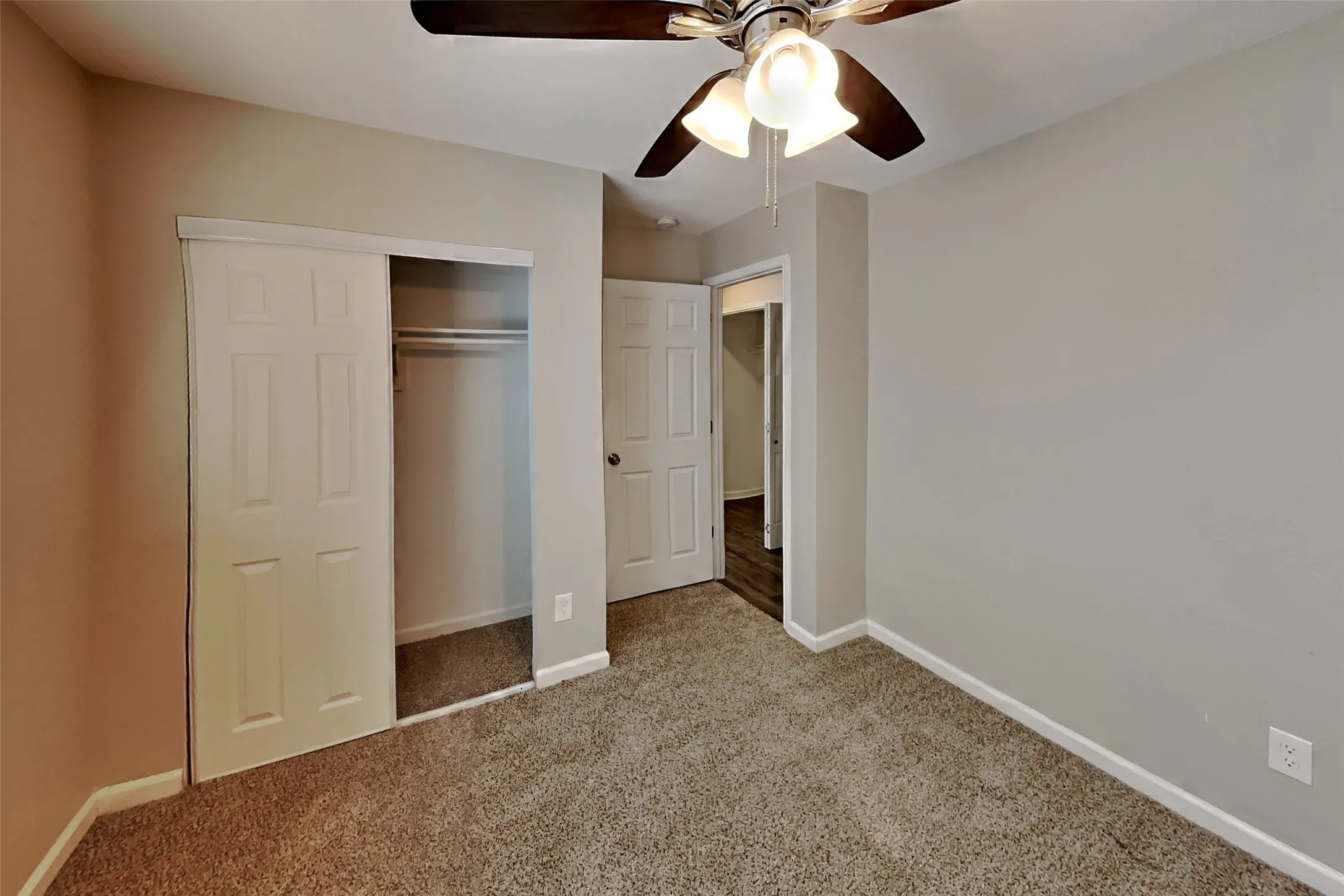 Single Family Residence For Rent in Tarrant County , 6708 Poppy Court, Fort Worth, Texas 76137, 3 Bedroom, 2 Bathroom, 2 Garage spaces, 1,220 Sqft, built in 1987, mls#21381503, Real Estate Agent in Fort Worth, Homes For Rent in Tarrant county, Homes For Rent in Fort Worth, Realtor in Fort Worth Texas, Real Estate Brokerage Independent Realty Texas, Luminita Cordes Realtor