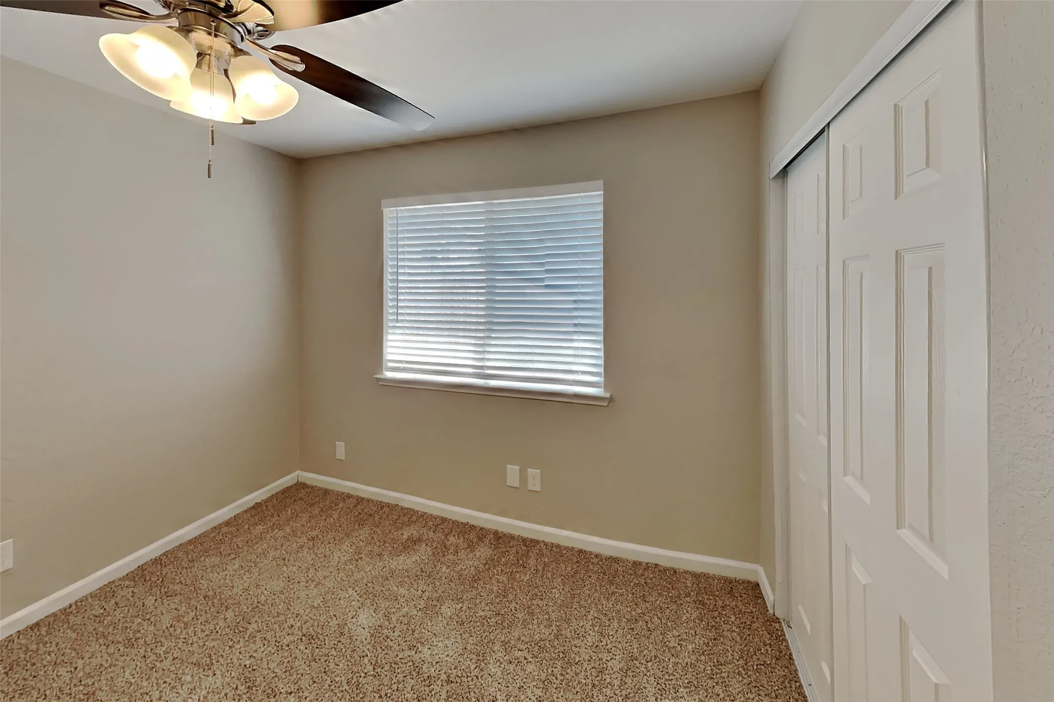 Single Family Residence For Rent in Tarrant County , 6708 Poppy Court, Fort Worth, Texas 76137, 3 Bedroom, 2 Bathroom, 2 Garage spaces, 1,220 Sqft, built in 1987, mls#21381503, Real Estate Agent in Fort Worth, Homes For Rent in Tarrant county, Homes For Rent in Fort Worth, Realtor in Fort Worth Texas, Real Estate Brokerage Independent Realty Texas, Luminita Cordes Realtor