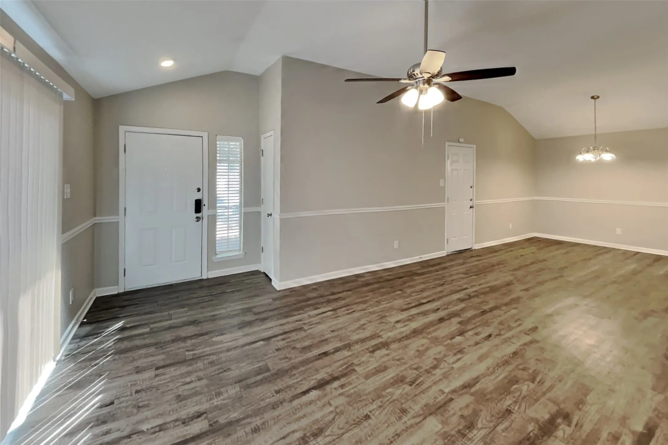 Single Family Residence For Rent in Tarrant County , 6708 Poppy Court, Fort Worth, Texas 76137, 3 Bedroom, 2 Bathroom, 2 Garage spaces, 1,220 Sqft, built in 1987, mls#21381503, Real Estate Agent in Fort Worth, Homes For Rent in Tarrant county, Homes For Rent in Fort Worth, Realtor in Fort Worth Texas, Real Estate Brokerage Independent Realty Texas, Luminita Cordes Realtor