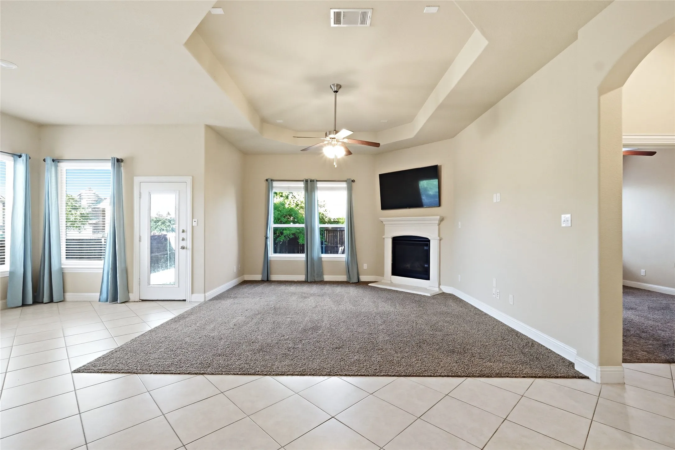 Single Family Residence For Sale in Denton County , 3709 Tunstall Drive, Frisco, Texas 75036, 4 Bedroom, 2 Bathroom, 2 Garage spaces, 2,033 Sqft, built in 2017, mls#21379144, Real Estate Agent in Frisco, Homes For Sale in Denton county, Homes For Sale in Frisco, Realtor in Frisco Texas, Real Estate Brokerage Independent Realty Texas, Luminita Cordes Realtor