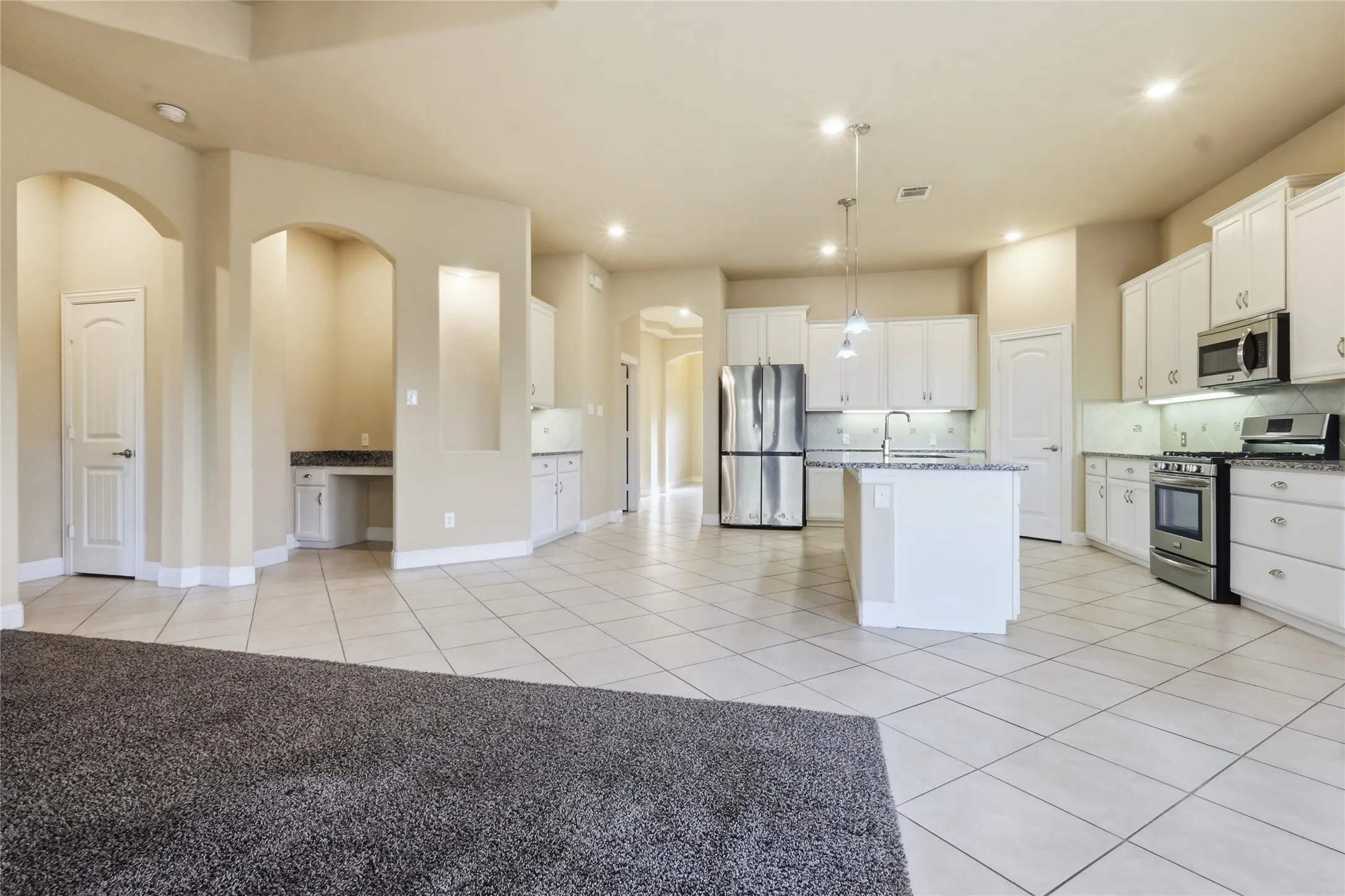 Single Family Residence For Sale in Denton County , 3709 Tunstall Drive, Frisco, Texas 75036, 4 Bedroom, 2 Bathroom, 2 Garage spaces, 2,033 Sqft, built in 2017, mls#21379144, Real Estate Agent in Frisco, Homes For Sale in Denton county, Homes For Sale in Frisco, Realtor in Frisco Texas, Real Estate Brokerage Independent Realty Texas, Luminita Cordes Realtor