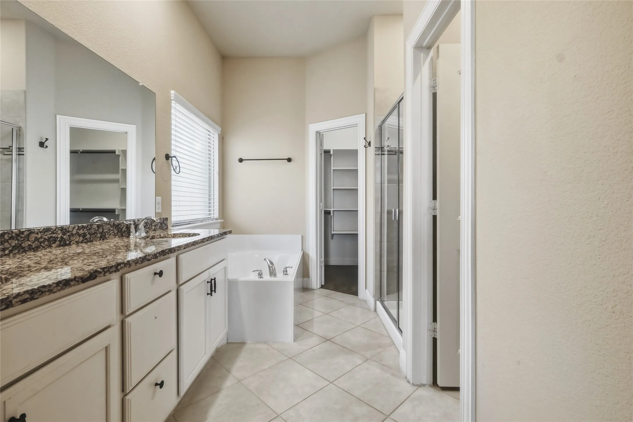 Single Family Residence For Sale in Denton County , 3709 Tunstall Drive, Frisco, Texas 75036, 4 Bedroom, 2 Bathroom, 2 Garage spaces, 2,033 Sqft, built in 2017, mls#21379144, Real Estate Agent in Frisco, Homes For Sale in Denton county, Homes For Sale in Frisco, Realtor in Frisco Texas, Real Estate Brokerage Independent Realty Texas, Luminita Cordes Realtor