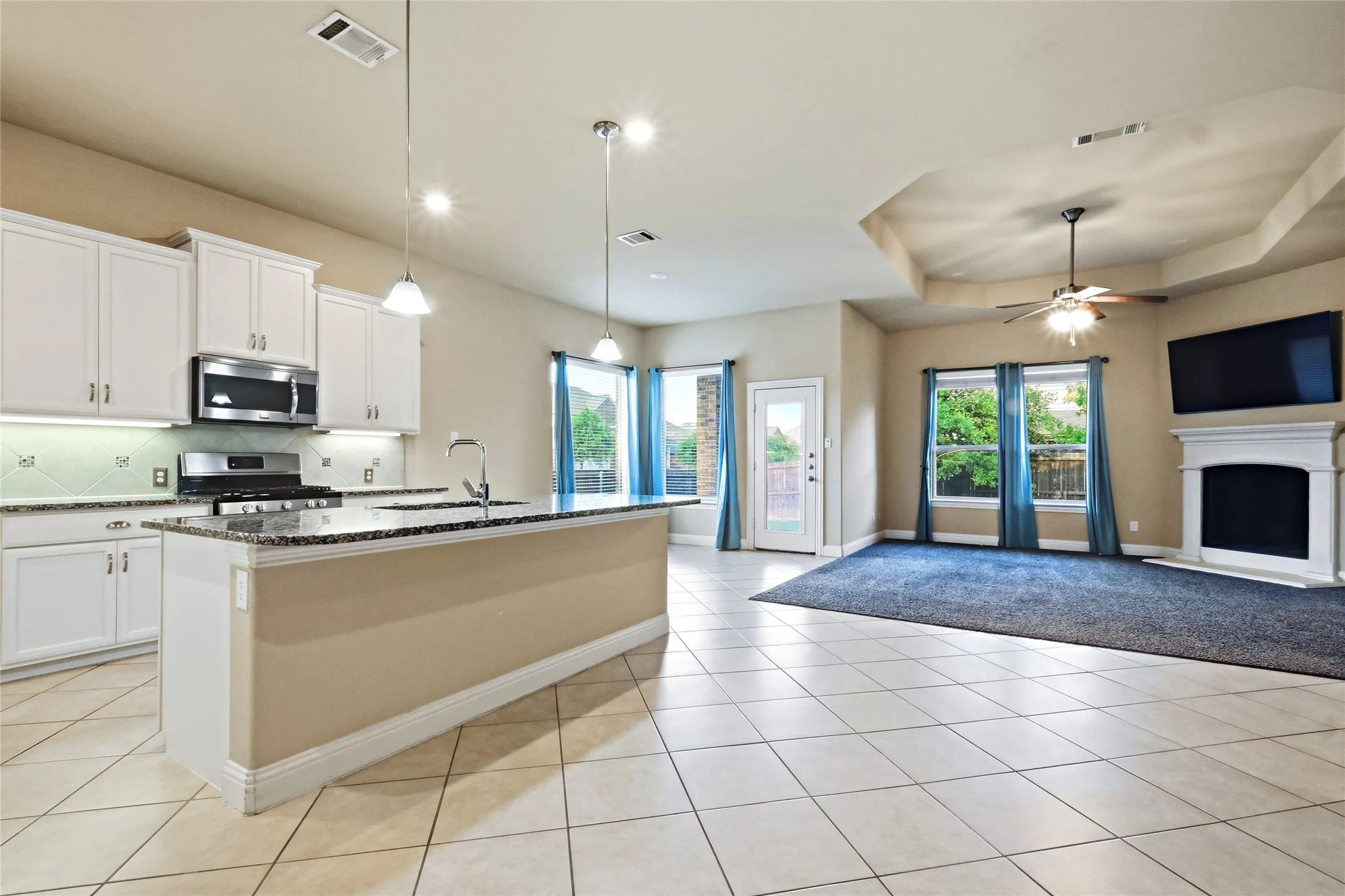 Single Family Residence For Sale in Denton County , 3709 Tunstall Drive, Frisco, Texas 75036, 4 Bedroom, 2 Bathroom, 2 Garage spaces, 2,033 Sqft, built in 2017, mls#21379144, Real Estate Agent in Frisco, Homes For Sale in Denton county, Homes For Sale in Frisco, Realtor in Frisco Texas, Real Estate Brokerage Independent Realty Texas, Luminita Cordes Realtor