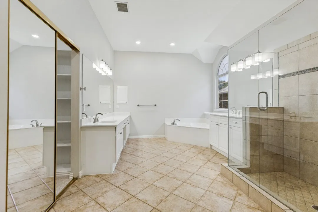 Single Family Residence For Rent in Collin County , 3517 Marchwood Drive, Richardson, Texas 75082, 5 Bedroom, 4 Bathroom, 2 Garage spaces, 3,431 Sqft, built in 1995, mls#21381174, Real Estate Agent in Richardson, Homes For Rent in Collin county, Homes For Rent in Richardson, Realtor in Richardson Texas, Real Estate Brokerage Independent Realty Texas, Luminita Cordes Realtor