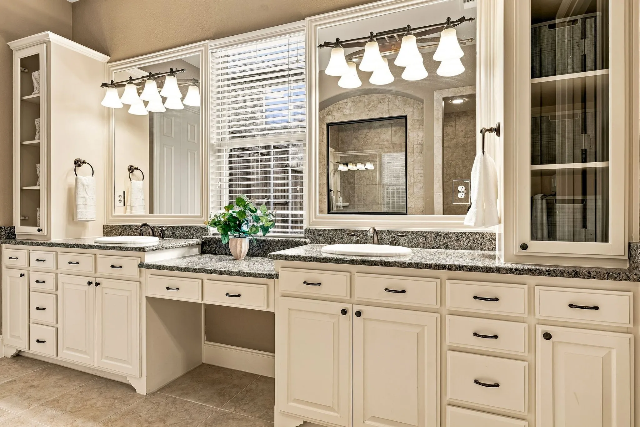 Single Family Residence For Sale in Collin County , 13456 Lyndhurst Drive, Frisco, Texas 75035, 6 Bedroom, 6 Bathroom, 3 Garage spaces, 4,678 Sqft, built in 2011, mls#21379793, Real Estate Agent in Frisco, Homes For Sale in Collin county, Homes For Sale in Frisco, Realtor in Frisco Texas, Real Estate Brokerage Independent Realty Texas, Luminita Cordes Realtor