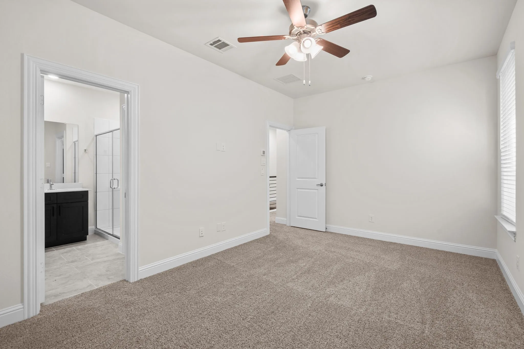 Single Family Residence For Sale in Tarrant County , 910 Milkweed Drive, Euless, Texas 76039, 3 Bedroom, 3 Bathroom, 2 Garage spaces, 1,821 Sqft, built in 2026, mls#21382617, Real Estate Agent in Euless, Homes For Sale in Tarrant county, Homes For Sale in Euless, Realtor in Euless Texas, Real Estate Brokerage Independent Realty Texas, Luminita Cordes Realtor