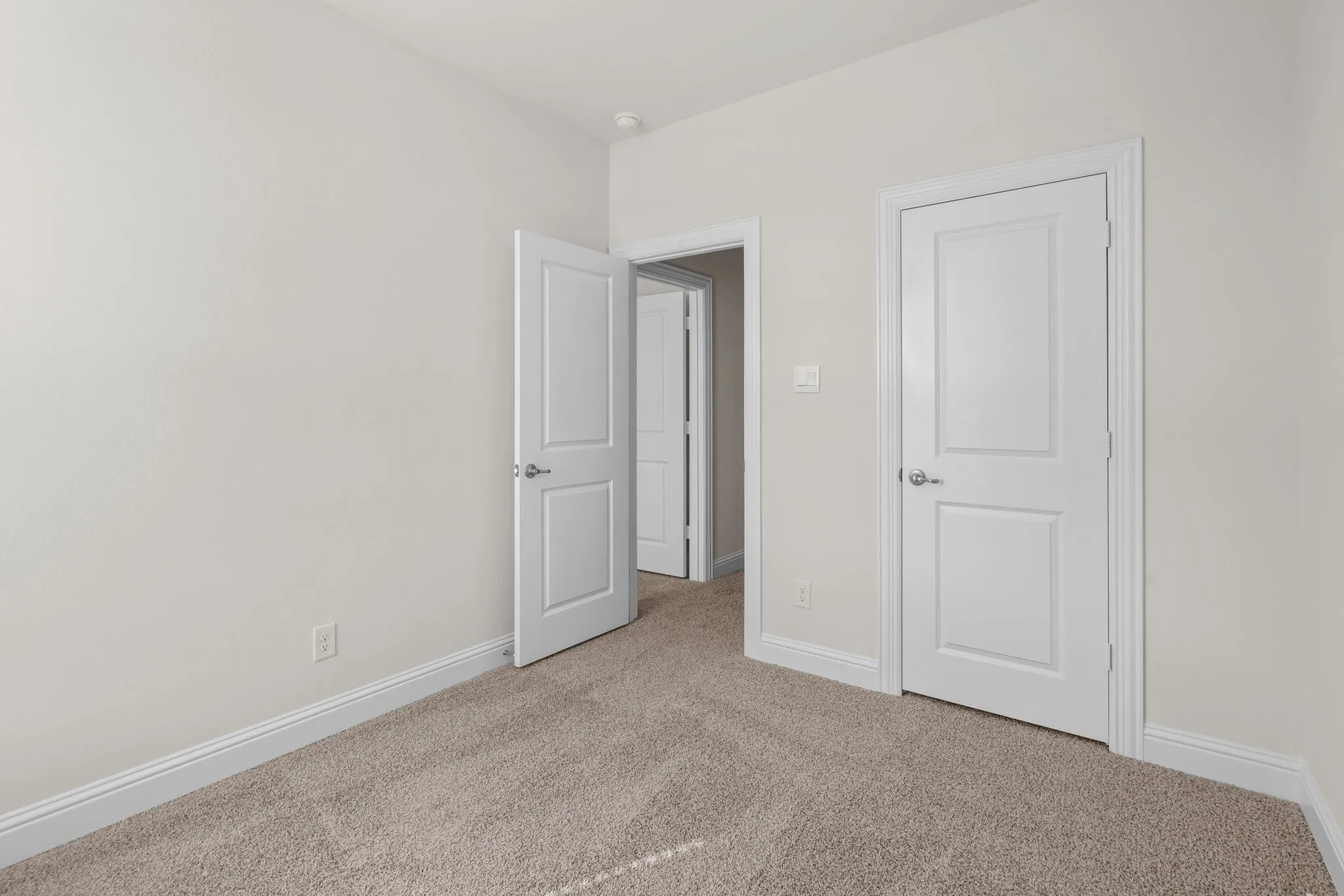 Single Family Residence For Sale in Tarrant County , 910 Milkweed Drive, Euless, Texas 76039, 3 Bedroom, 3 Bathroom, 2 Garage spaces, 1,821 Sqft, built in 2026, mls#21382617, Real Estate Agent in Euless, Homes For Sale in Tarrant county, Homes For Sale in Euless, Realtor in Euless Texas, Real Estate Brokerage Independent Realty Texas, Luminita Cordes Realtor