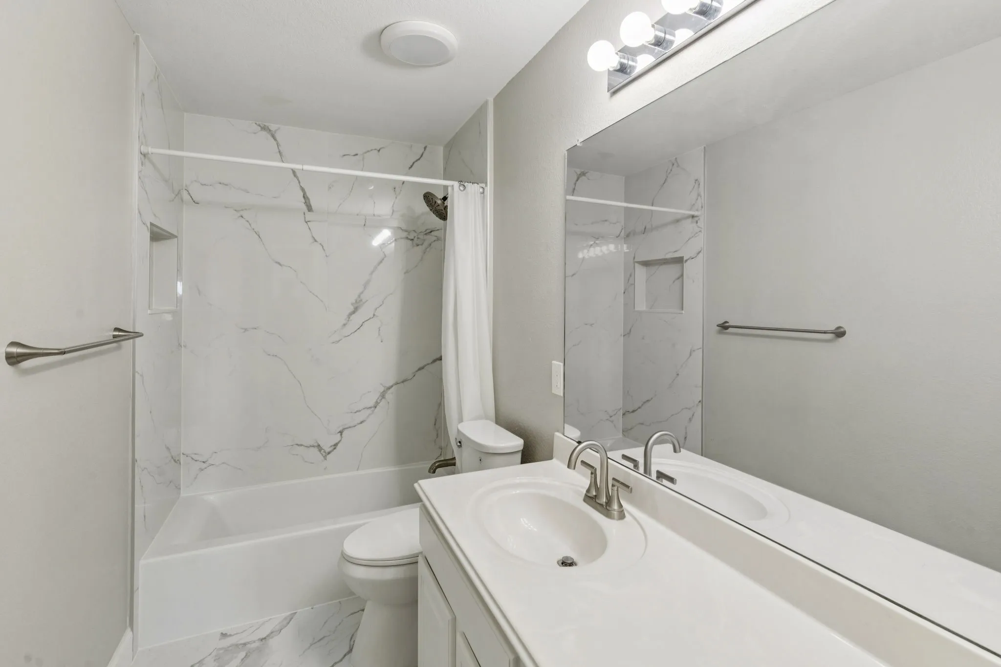 Single Family Residence For Rent in Collin County , 1514 Summerside Drive, Allen, Texas 75002, 5 Bedroom, 3 Bathroom, 2 Garage spaces, 2,986 Sqft, built in 2000, mls#21382600, Real Estate Agent in Allen, Homes For Rent in Collin county, Homes For Rent in Allen, Realtor in Allen Texas, Real Estate Brokerage Independent Realty Texas, Luminita Cordes Realtor