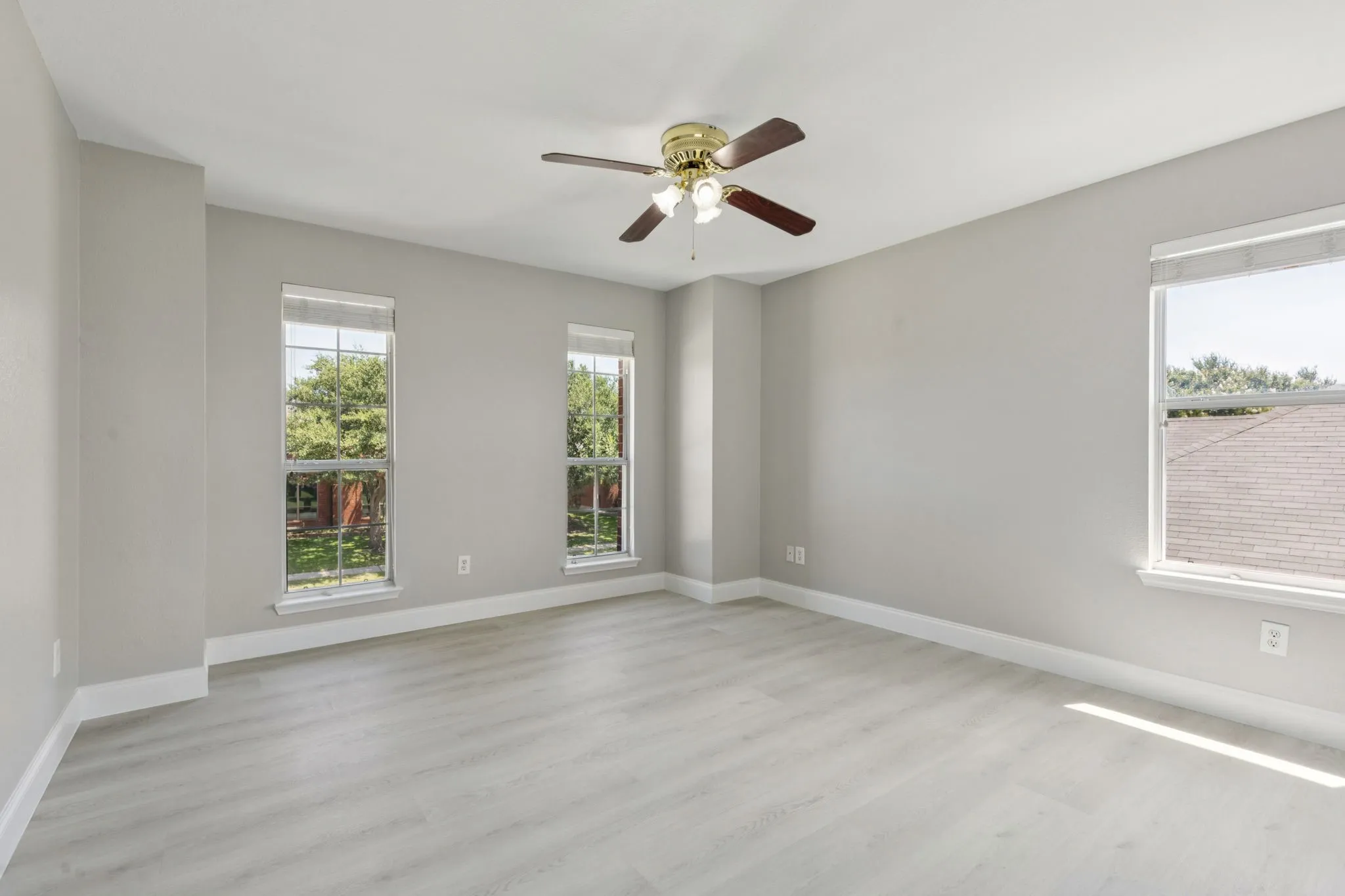 Single Family Residence For Rent in Collin County , 1514 Summerside Drive, Allen, Texas 75002, 5 Bedroom, 3 Bathroom, 2 Garage spaces, 2,986 Sqft, built in 2000, mls#21382600, Real Estate Agent in Allen, Homes For Rent in Collin county, Homes For Rent in Allen, Realtor in Allen Texas, Real Estate Brokerage Independent Realty Texas, Luminita Cordes Realtor